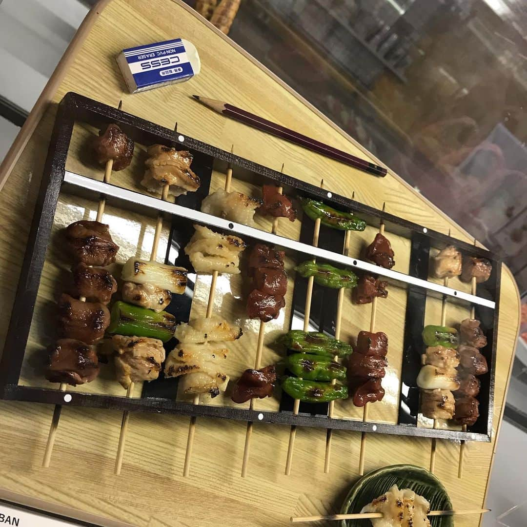 葛巻舞香さんのインスタグラム写真 - (葛巻舞香Instagram)「『APPI 食品サンプル展』 〜ユニーク編〜（展示のごくごく一部）  サンプルだから出来る世界。 大人が形にするのは意外と難しい、子供のようなユニークな発想。 技術の上にある芸術に思わず拍手。 本当に感動でした。  #食品サンプル#APPI食品サンプル展#APPI#安比高原#全部食品サンプル#目を疑う#リアル#ユニークな発想#芸術の域#感動#日本の技術#日本の誇り#イワサキビーアイ#食品サンプル職人になりたかった」5月14日 21時43分 - maika.kzm