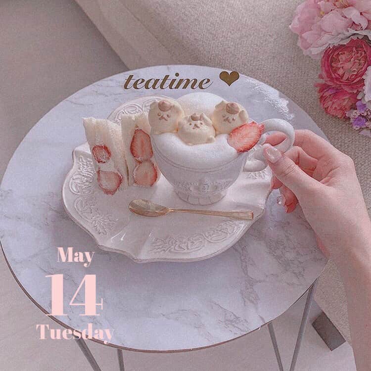 のインスタグラム：「#おうちカフェ﻿ ﻿ とっても豪華なteatime❤︎﻿ ﻿﻿ #snowcam #snowアプリ #instagood #l4l﻿﻿ #5月 #maymood #teatime #ポムポムプリン #お洒落カフェ #お洒落さんと繋がりたい」