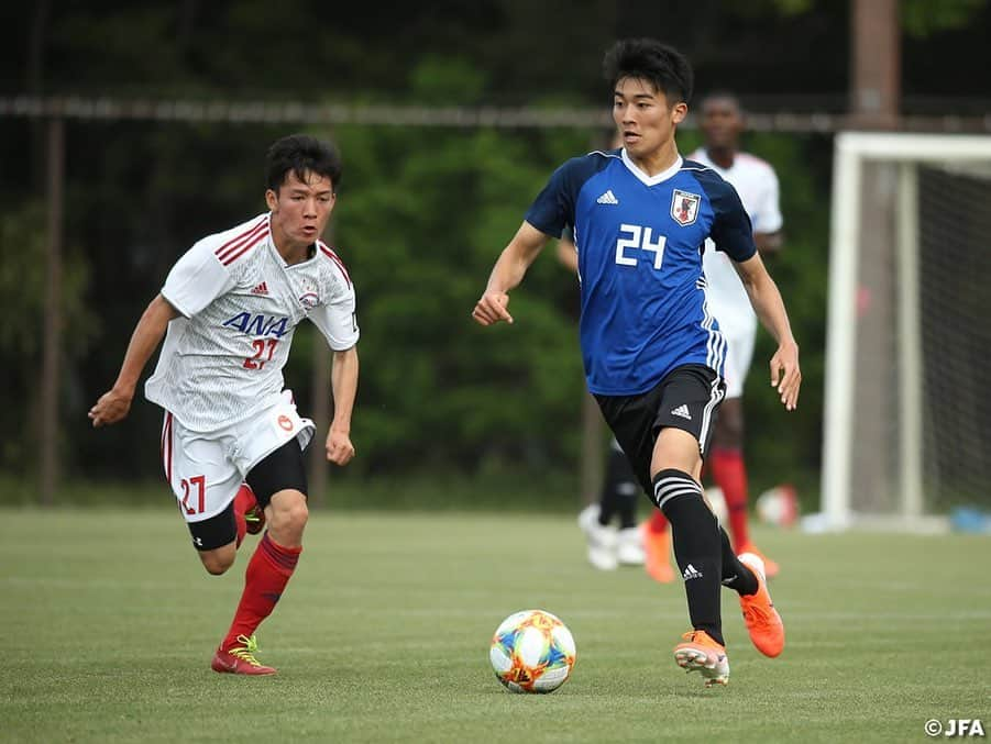 日本サッカー協会さんのインスタグラム写真 - (日本サッカー協会Instagram)「📸Match Photos② FIFA U-20ワールドカップに向け、千葉県内で合宿中の#U-20日本代表 は13日(月)、流通経済大学とトレーニングマッチを行い、5-0で勝利しました。 ・ FIFA U-20ワールドカップは5月23日(木)からポーランドで開幕。グループBに入ったU-20日本代表は、23日(木)にエクアドル、26日(日)にメキシコ、29日(水)にイタリアと対戦します。 ・ 🏆FIFA U-20ワールドカップ ポーランド 📅グループステージ 5/24 03:30 vsエクアドル🇪🇨 5/26 22:30 vsメキシコ🇲🇽 5/30 01:00 vsイタリア🇮🇹 ・ #daihyo #jfa #U20WC」5月14日 21時58分 - japanfootballassociation