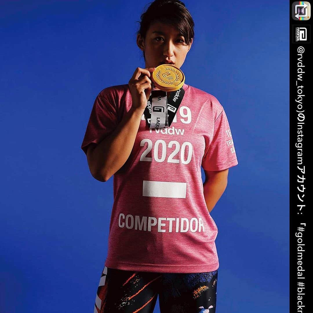 杉山しずかさんのインスタグラム写真 - (杉山しずかInstagram)「Repost from @rvddw_tokyo  #goldmedal #blackmedal #coincase #rvddw #2019ss #collection #tokyo #japan #apparel #sports #brand…」 using @RepostRegramApp - #goldmedal #blackmedal #coincase #rvddw #2019ss #collection #tokyo #japan #apparel #sports #brand #street #workout #activewear #gymwear #martialarts #mma #jiujitsu #karate #kickboxing #nogi #grappling #rugby #surf #running」5月14日 22時05分 - shizukasugiyama0211