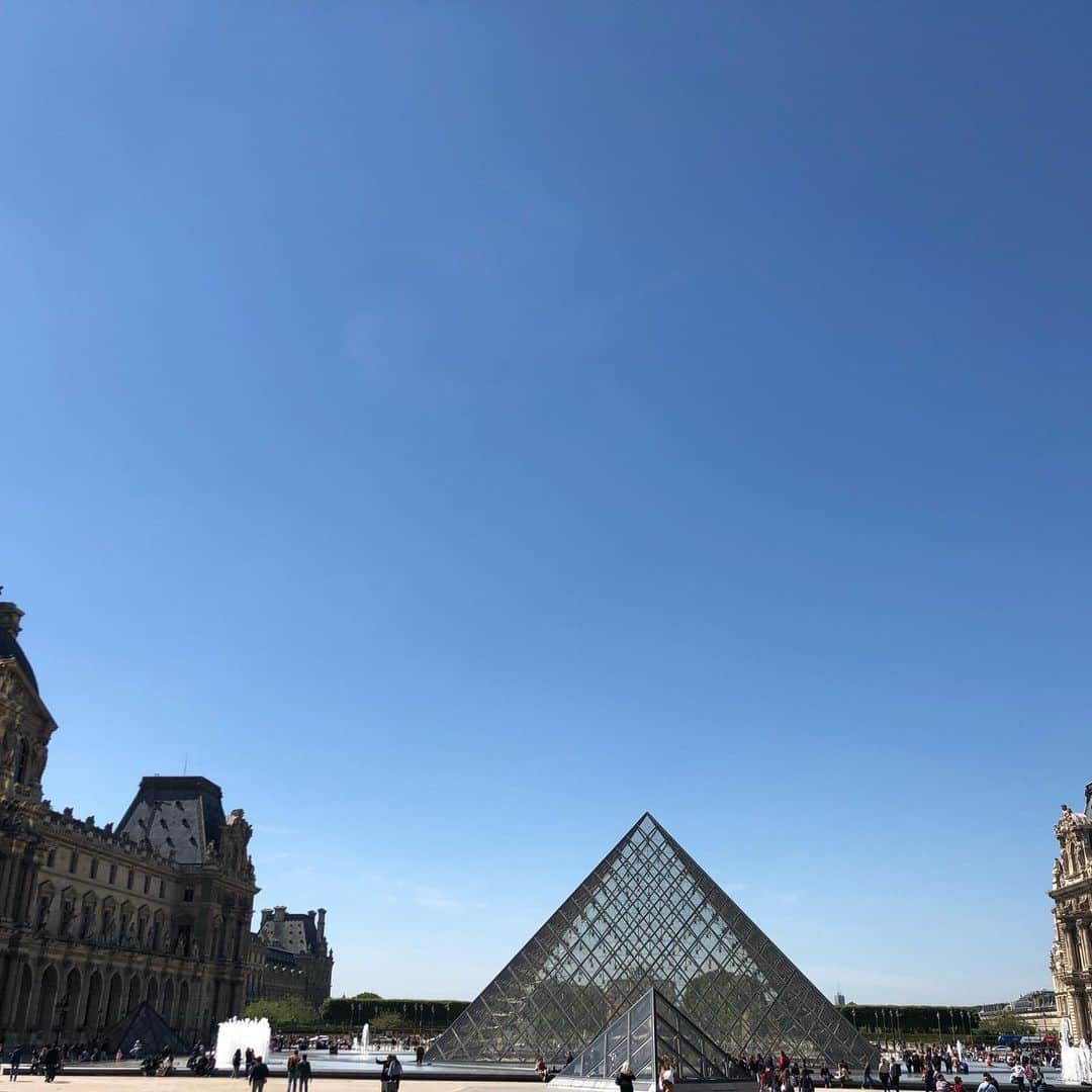 HIZAKIさんのインスタグラム写真 - (HIZAKIInstagram)「#Paris 観光中🐣」5月14日 22時27分 - hizaki_official