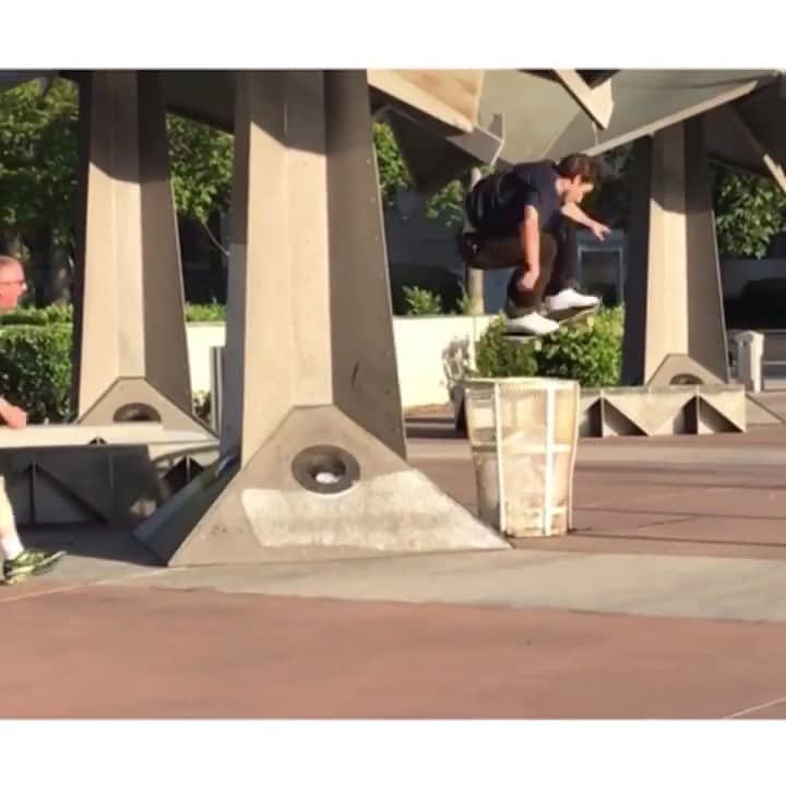 スラッシャーのインスタグラム：「Gurped Out 🥴 @hartpullman」