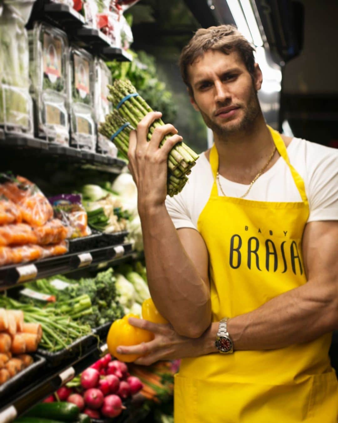 フランコ・ノリエガさんのインスタグラム写真 - (フランコ・ノリエガInstagram)「GROCERY SHOPPING. . . . #chef #groceryshopping #food #veggie #sexychef #newyork #freshmarket #tuesday」5月15日 0時13分 - franconorhal