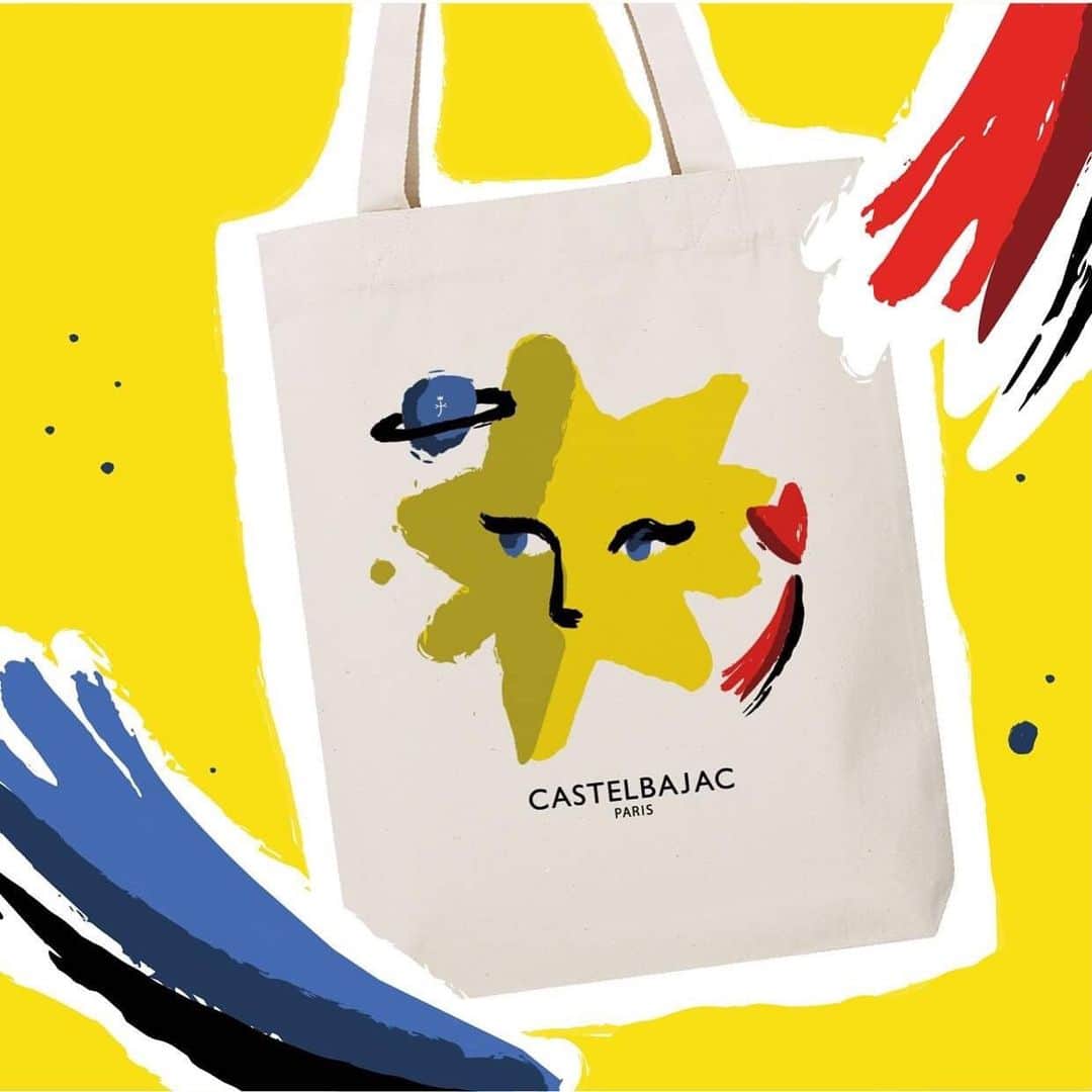 のインスタグラム：「Une nouvelle collection capsule exclusive débarque sur notre e-shop !  Des étoiles plein les yeux, vous aussi diffusez l’HappyCulture à la fête des Mères avec nos modèles issus de la collection Fir’Maman !  A cette occasion profitez d'un code promo de -10% sur tout notre e-shop. FIRMAMAN10 💫  A new exclusive capsule collection arrives on our e-shop ! Some stars in the eyes, you should also spread Happy’Culture on Mother’s Day with our products from the Fir’Maman collection!  At this occasion enjoy de promo code of -10% on all our e-shop. FIRMAMAN10 💫 #Castelbajac #HappyCulture  #Castelbajac #Paris #Fashion #Mode #Newcollection #Exclusive #MothersDay」