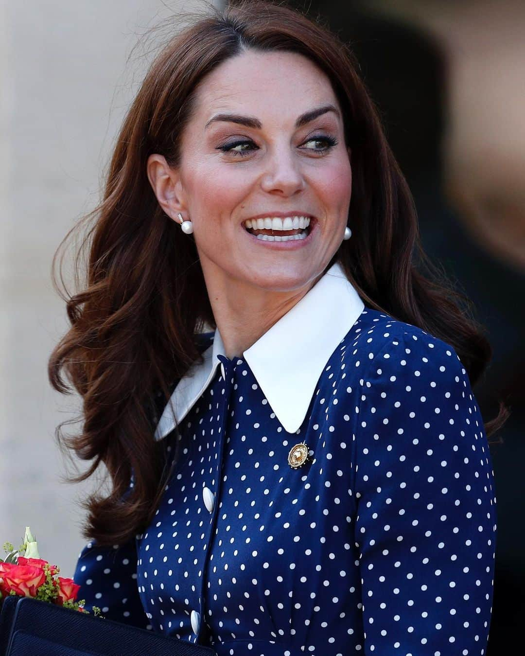 Just Jaredさんのインスタグラム写真 - (Just JaredInstagram)「Kate Middleton (in @alessandrarich) looks lovely while visiting a WWII code-breaking center where her grandmother worked during the war. Tap the link in bio for lots of photos! #KateMiddleton Photos: Getty」5月15日 1時12分 - justjared