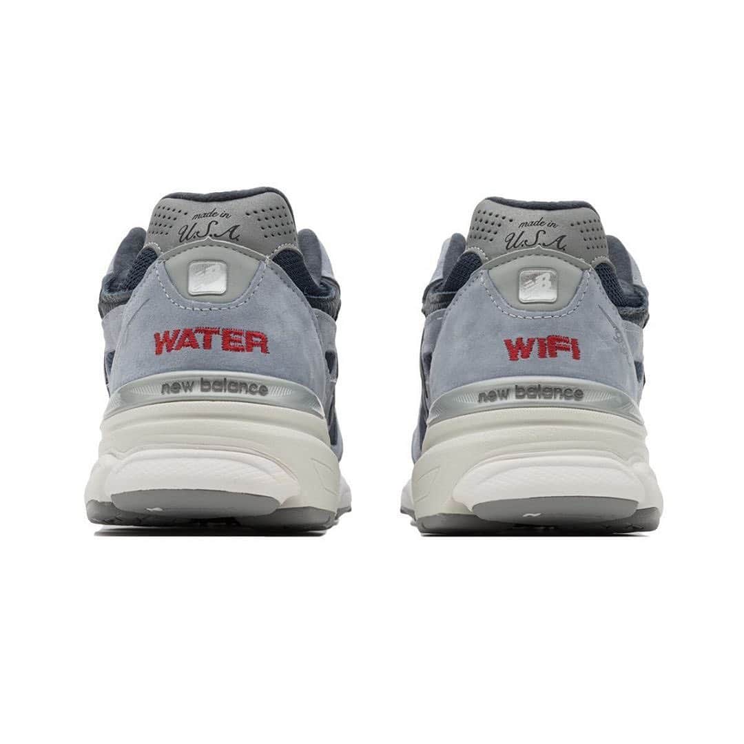 HYPEBEASTさんのインスタグラム写真 - (HYPEBEASTInstagram)「@hypebeastkicks: @novacancyinn offers a first look at its “Water & WiFi” @newbalance 990v3, said to release later this month. Photos: No Vacancy Inn」5月15日 1時40分 - hypebeast
