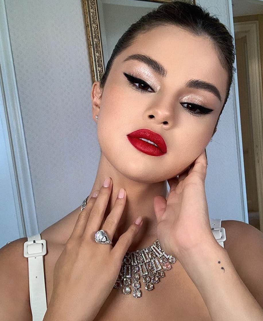 Always With Selenaのインスタグラム：「My girl is si pretty」