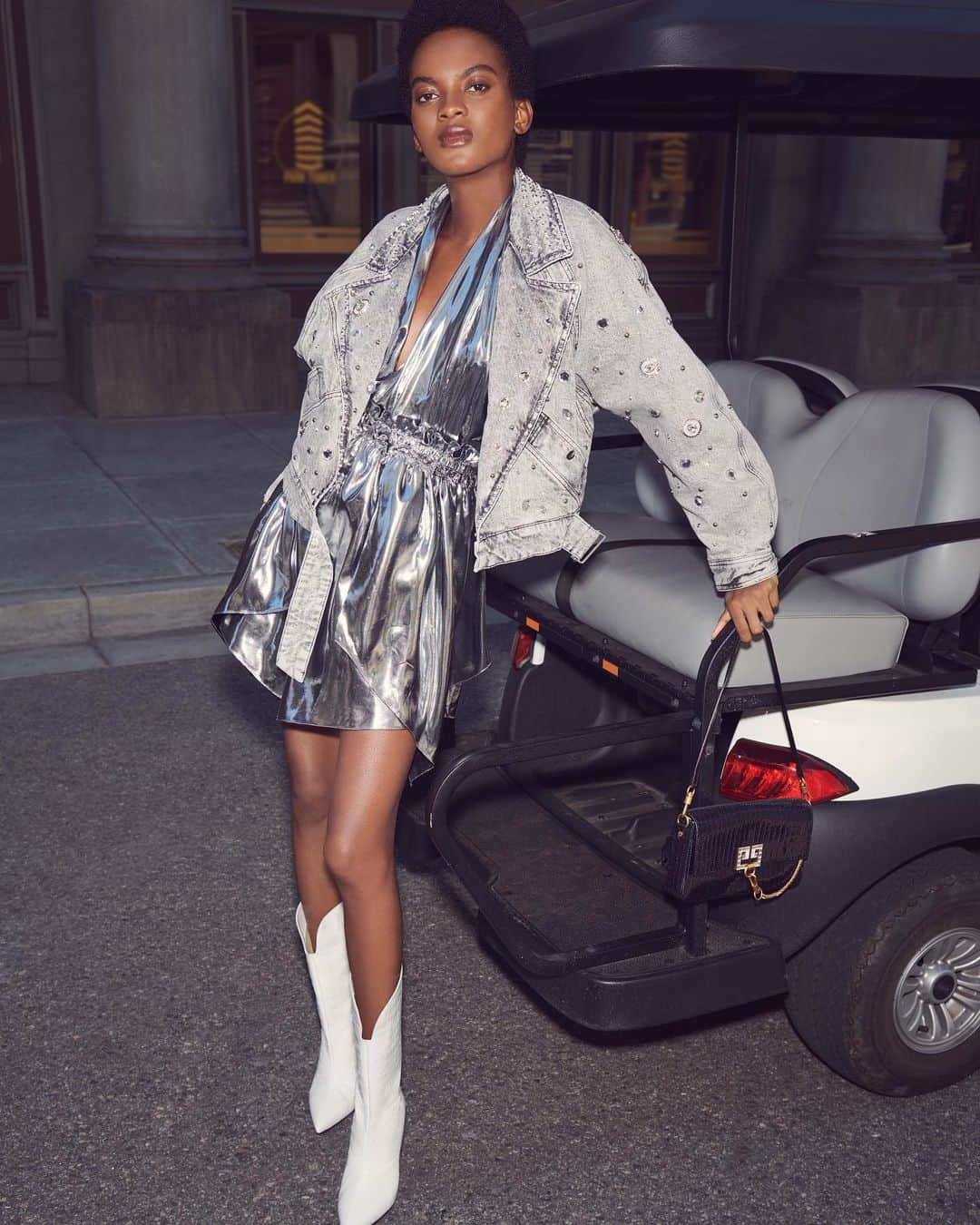 Bergdorf Goodmanさんのインスタグラム写真 - (Bergdorf GoodmanInstagram)「SCENE STEALER 🎬 Put the pedal to the metal in @isabelmarant’s ‘80s-inspired, oversized moto jacket and disco dress. Available now in store on 3. [photo: @jamesbrodribb]」5月15日 12時03分 - bergdorfs