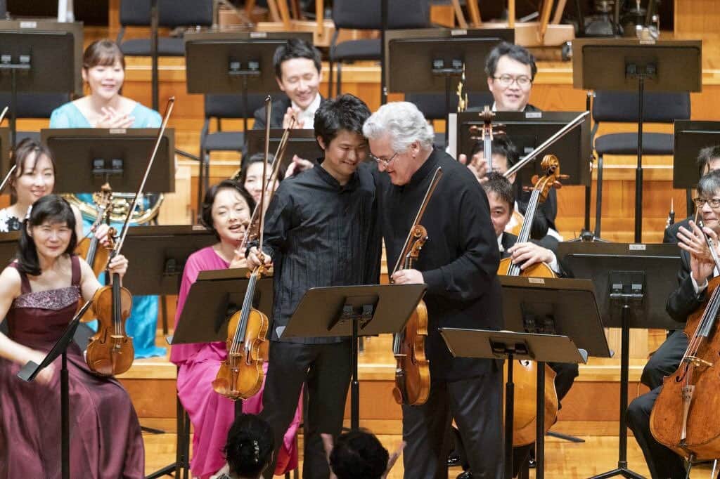 三浦文彰（ヴァイオリニスト）のグルメインスタ