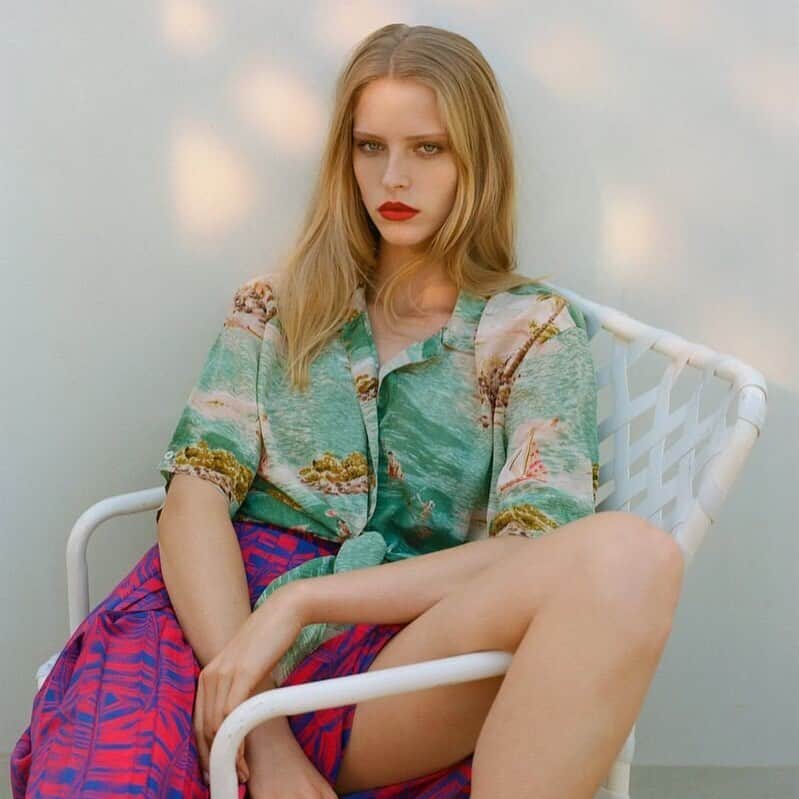 アビー・チャンピオンのインスタグラム：「@topshop campaign ♥️」