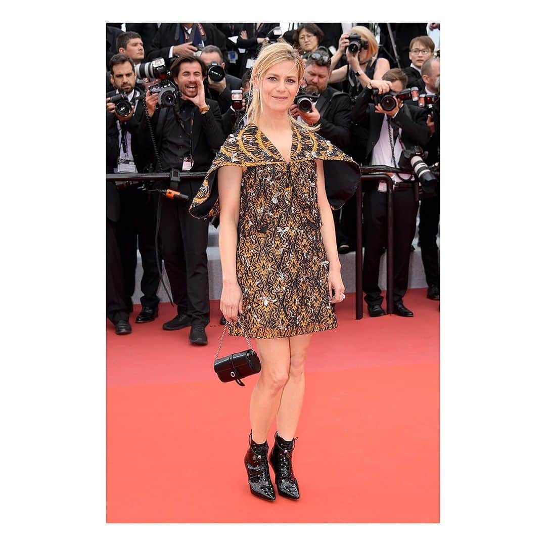 ルイ・ヴィトンさんのインスタグラム写真 - (ルイ・ヴィトンInstagram)「#SelenaGomez and #MarinaFois wearing #LouisVuitton by @nicolasghesquiere at the Opening Ceremony of the 72nd Cannes Film Festival. #Cannes2019」5月15日 5時01分 - louisvuitton