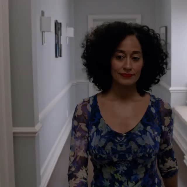 アメリカン・ブロードキャスティング・カンパニーのインスタグラム：「It’s not easy being a Rainbow in a black and white world. From executive producers of #blackish and #grownish, @mixedishabc is coming to ABC. #mixedish」