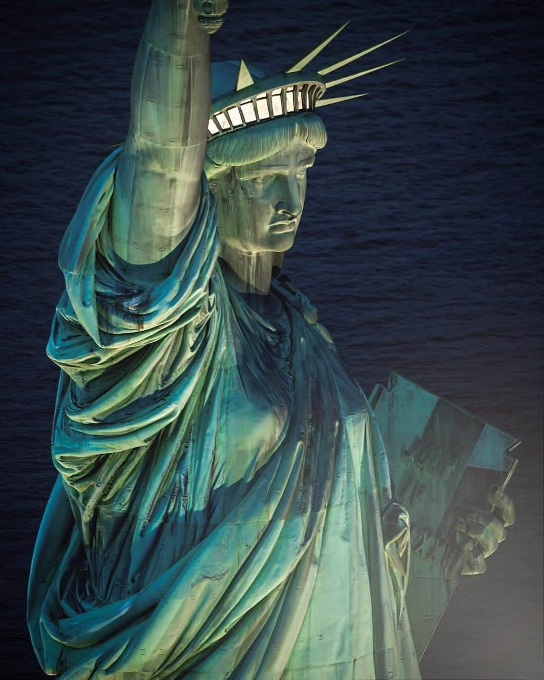 nyonairさんのインスタグラム写真 - (nyonairInstagram)「A new museum is opening this Thursday at the Statue of Liberty! . The 26,000-square-foot museum on Liberty Island, is the new home for the statue’s original torch and other artifacts which had previously been in a smaller museum space inside the statue’s pedestal. . Capture it from above with the NYON team today! . 💙 50% OFF ALL FLIGHTS! 💙 ⭐️ |  Code: STUDIO50 | ⭐️ . . 🚁 Purchase with the ultimate flexibility. Our Buy Now Schedule Later is valid for more than a year. 🚁 . . . . . . . #earthpix #bestvacations #loveauthentic#exploremore #moodygrams #streetdreamsmag #complex #stpatricksday #esquire #icapture_nyc #jointhemvmt#bucketlist #timeoutnewyork #wildnewyork#newyork_instagram #lensbible#thingstodoinnyc #adventurelifestyle #travelexperience #adventuretravel#winterinnewyork #traveldeawls #centralpark #timessquare」5月15日 5時53分 - nyonair