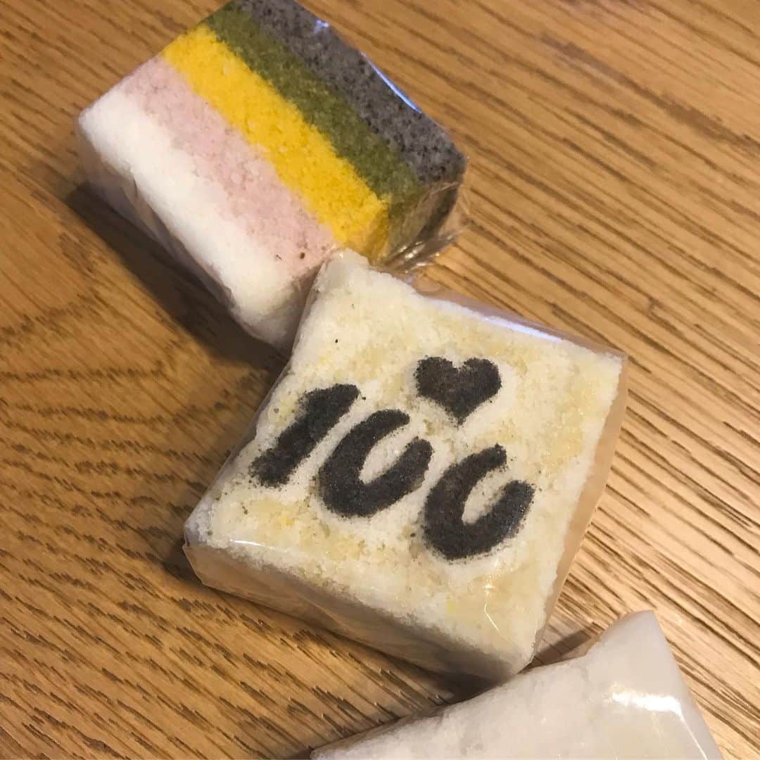 チソンのインスタグラム：「#곽우성 #100일 ❤️ 우성아! 건강하게 잘 자렴. 태어나줘서 고마워~ 𗁠❤️」