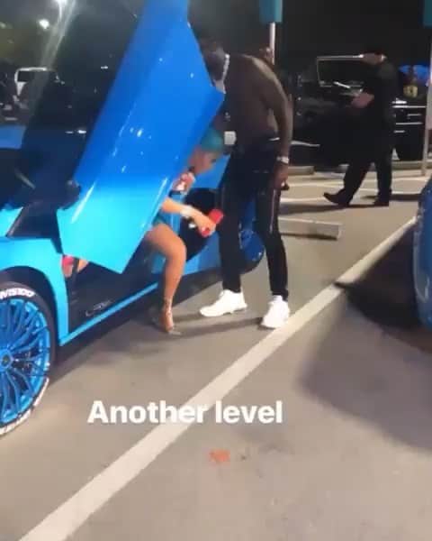 グッチ・メインのインスタグラム：「When the Royal Couple pull up 💎💎❤️❤️#Wopsters」