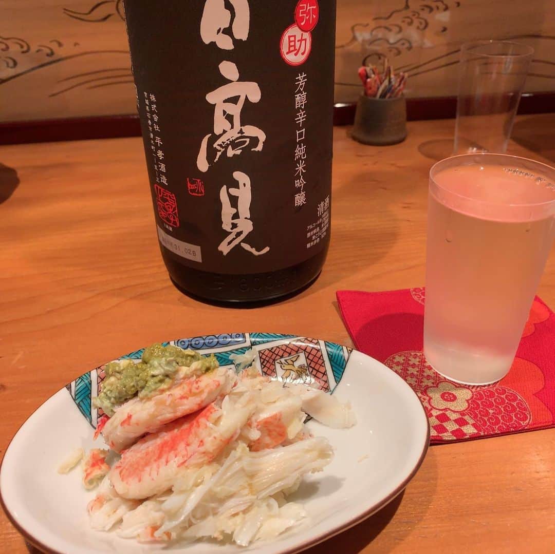 mori_no_tsukueさんのインスタグラム写真 - (mori_no_tsukueInstagram)「蟹と日本酒@築地魁」5月15日 6時25分 - mori_no_tsukue