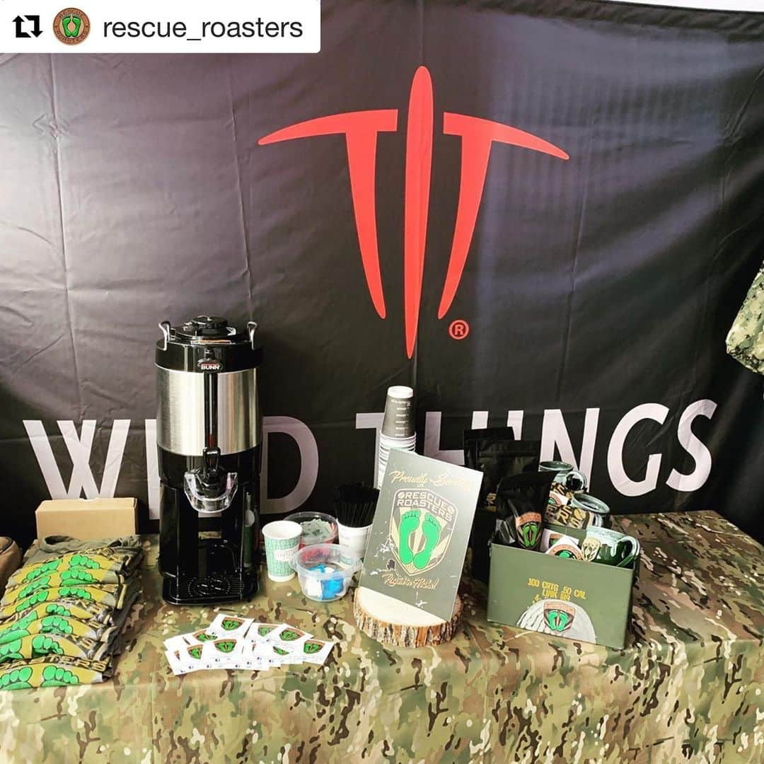 ワイルドシングスさんのインスタグラム写真 - (ワイルドシングスInstagram)「Did we mention there’s free coffee??? Come by booth 838 at @ads_inc Warrior Expo West for a free cup of zerodarkthirty!  ##Repost @rescue_roasters with @get_repost ・・・ Rescue Roasters is @warriorwest. Swing by the #wildthings booth for a free cup of #zerodarkthirty. Thanks to @wildthingsgear for sharing a little booth space and expanding Rescue Roasters reach from Alaska🤙🏼」5月15日 6時54分 - wildthingsgear