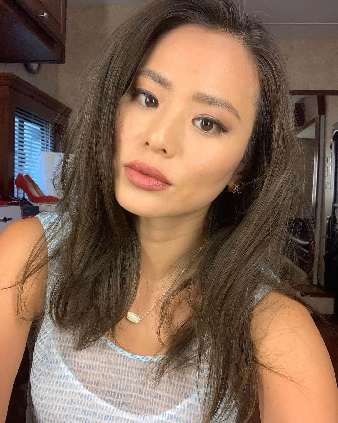 ジェイミー・チャンさんのインスタグラム写真 - (ジェイミー・チャンInstagram)「New hair, who dis? 💇🏻‍♀️ #windfall」5月15日 8時07分 - jamiejchung