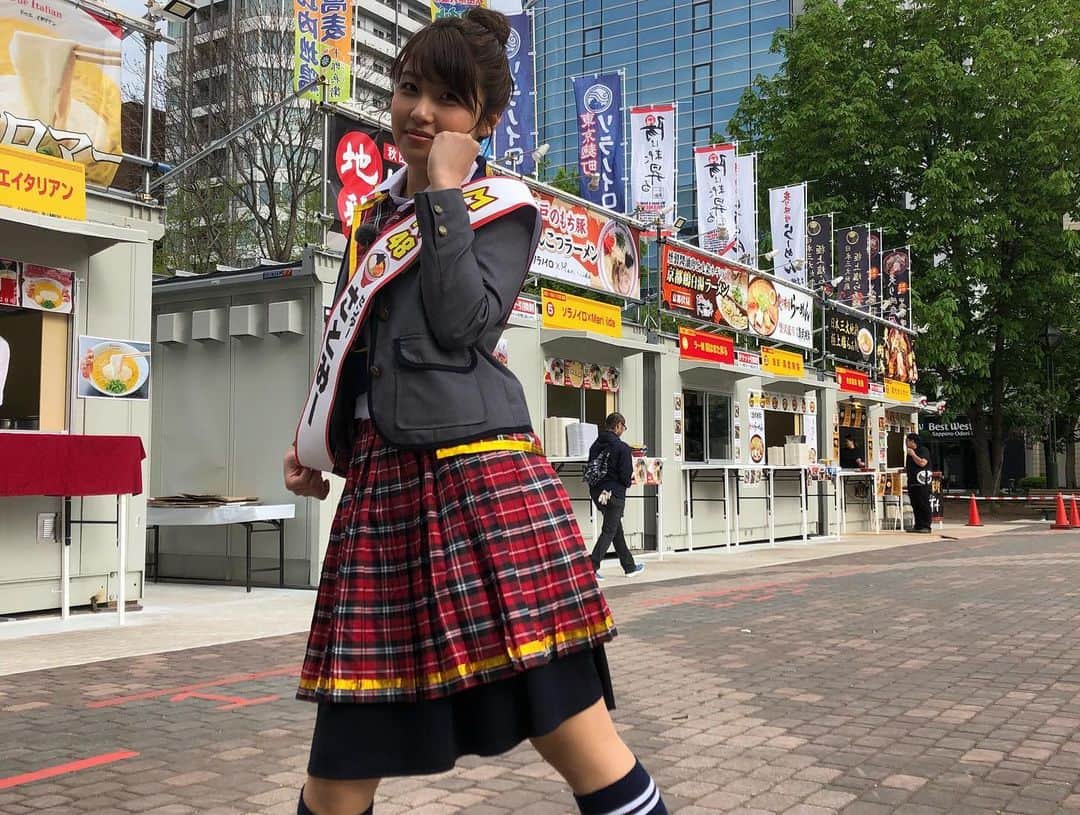 北海道テレビ「イチオシ！モーニング」さんのインスタグラム写真 - (北海道テレビ「イチオシ！モーニング」Instagram)「さとみー生中継完走しました！！ 美味しいラーメンを堪能！ ラーメンショー最高です！  #イチモニ #生中継 #札幌ラーメンショー #2019 #ラーメン  お付き合い頂いたお店 #ドゥエイタリアン #初代けいすけ #竜葵  #麺家太威 #えびそば #えび助」5月15日 8時31分 - htb_ichimoni