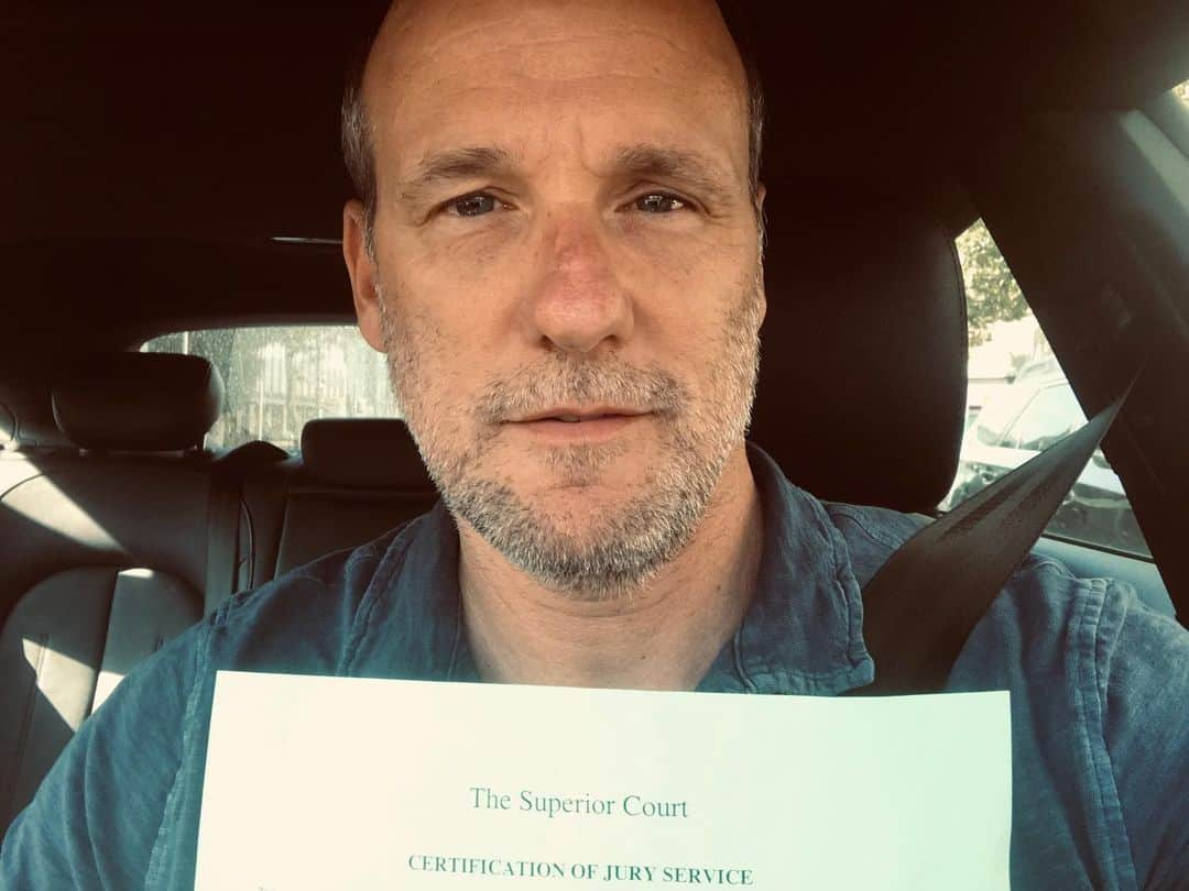 トム・ベリカさんのインスタグラム写真 - (トム・ベリカInstagram)「‪Oh, the irony after last week!Completed my civic duty of jury service. Not selected. Hmmm. Was channeling Judge Byrne. @ForThePeopleABC ‬」5月15日 9時21分 - tomverica