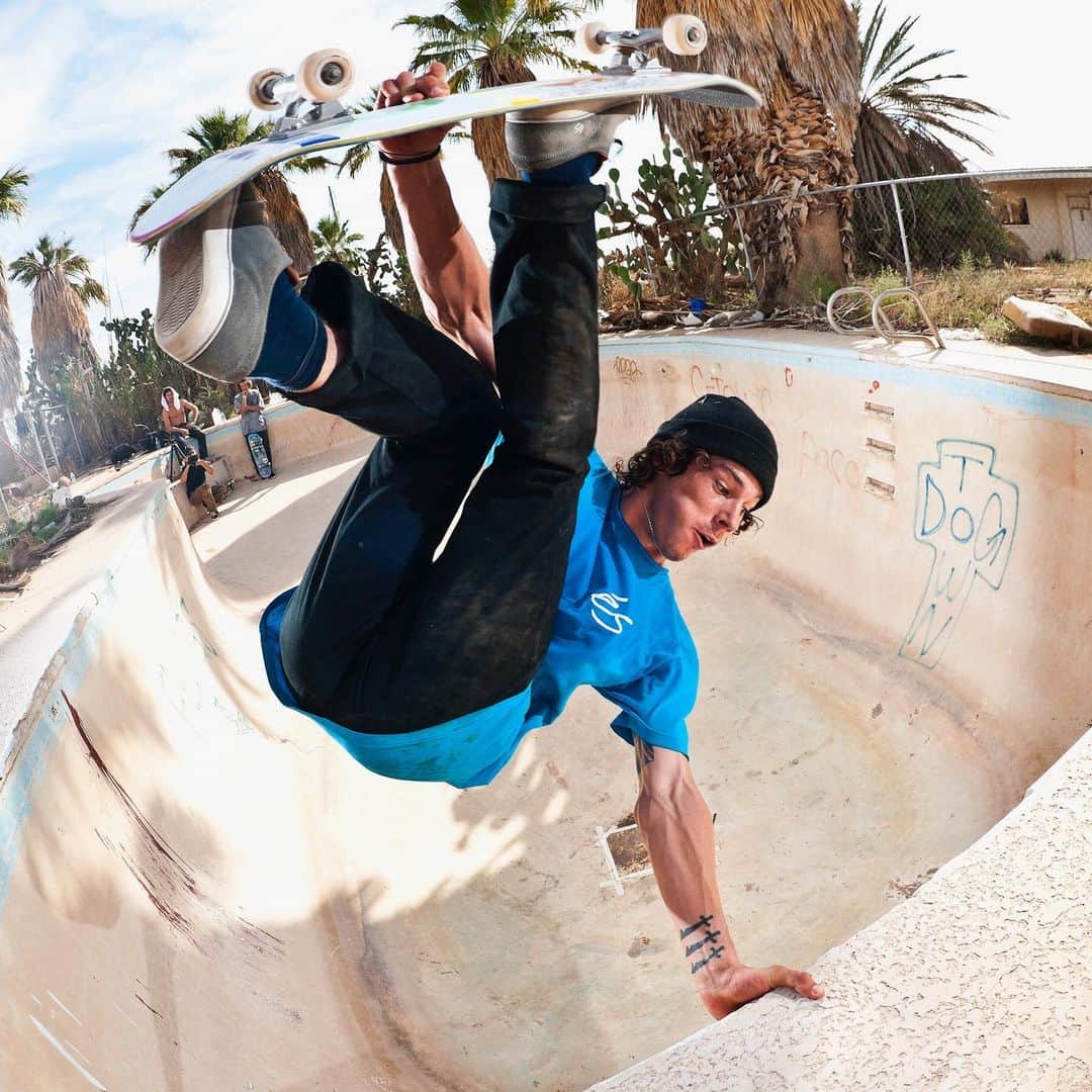 スラッシャーのインスタグラム：「Great skateboarder. Greater human being. We love you, Ben. Rest easy ❤️」