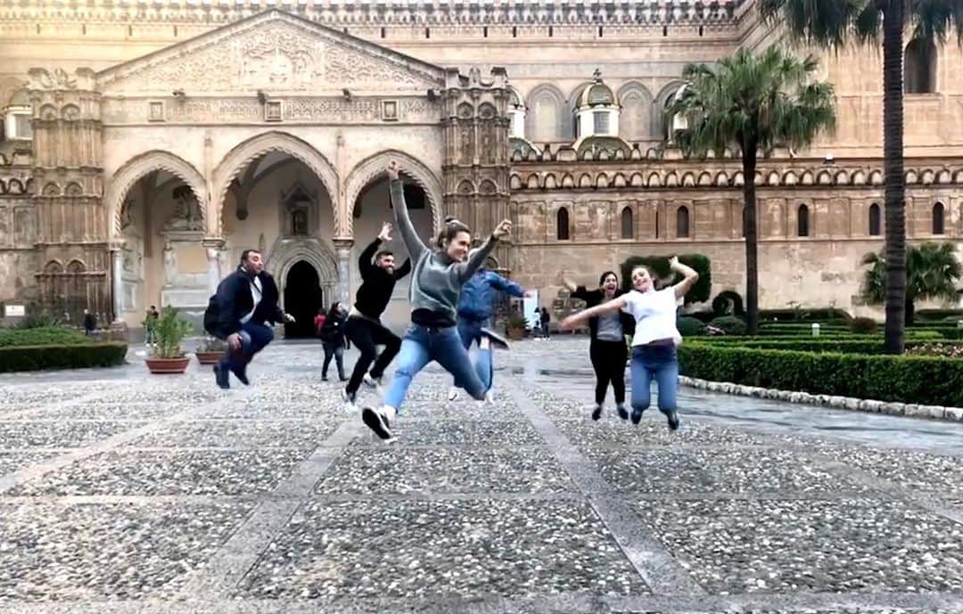 トーレイ・デヴィートのインスタグラム：「💕#Palermo」