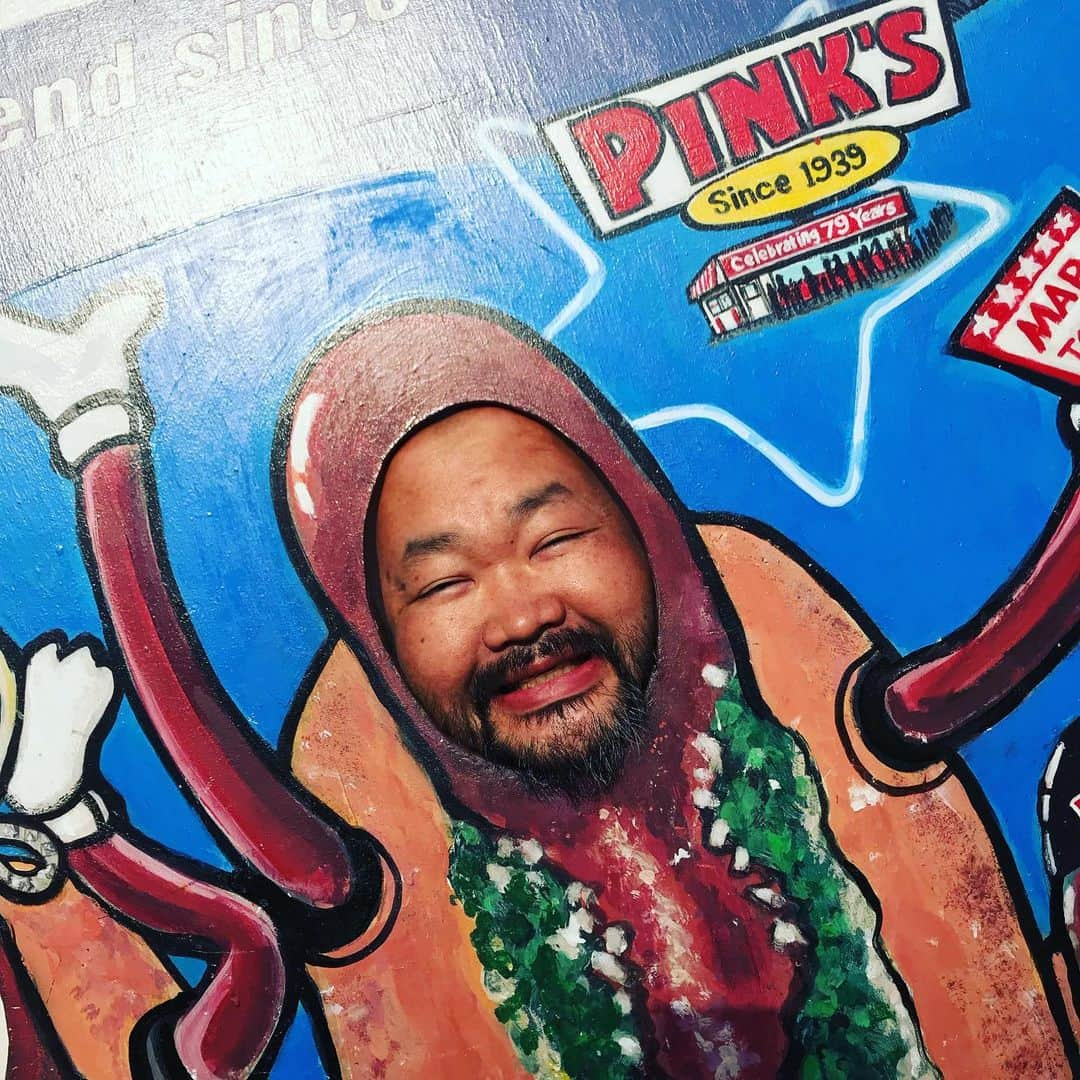 ハチミツ二郎さんのインスタグラム写真 - (ハチミツ二郎Instagram)「#pinkshotdogs」5月15日 9時56分 - jirohachimitsu