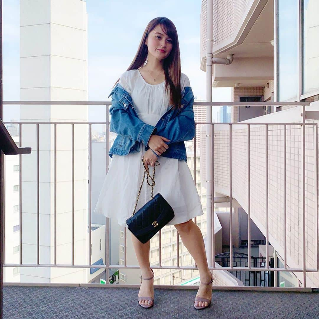 奥山夏織さんのインスタグラム写真 - (奥山夏織Instagram)「休日おでかけcoordinate✨ ・ dress #snidel outer #frayid bag #chanel shoes #charlesandkeith ・・・ #instafashion #fashion #coordinate #instacoordinate #outfit #ootd #ファッション #コーディネート #ol #olコーデ #오오티디 #데일리룩」5月15日 11時06分 - okuyama_kaori