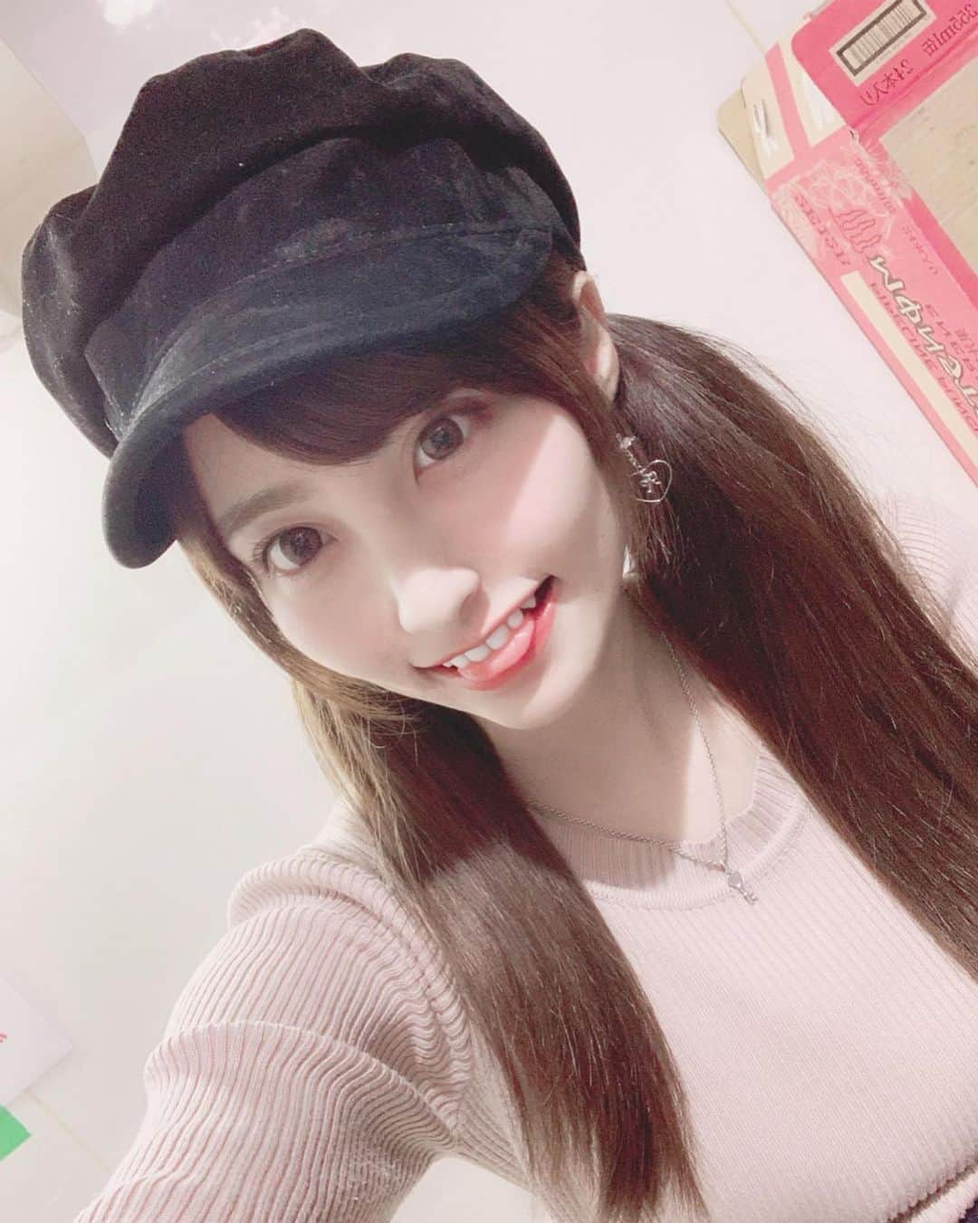 花咲れあさんのインスタグラム写真 - (花咲れあInstagram)「今日はダンスの練習したよ🌸 . ツインテールでヤンチャ感出た(´･ω･`) . #ツインテール #帽子 #ダンス #練習 #twintail #cap #dance #モデル #グラビア #model #gravure #모델 #그라비아 #트윈테일 #花咲れあ #れあたん」5月15日 21時10分 - h_rea_0503