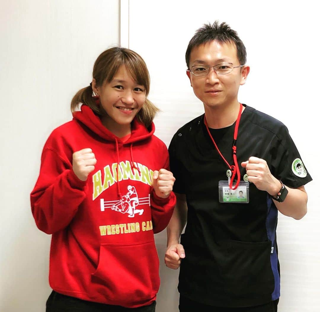 朱里さんのインスタグラム写真 - (朱里Instagram)「Medical check for the UFC match⭐️ 武蔵村山さいとうクリニックの齋藤院長いつもありがとうございます😊  #ufc #match #fight #fighter #mma #wmma #athlete #medical #check #clinic #doctor #musashimurayama #thankyou #試合 #メディカルチェック #武蔵村山 #武蔵村山さいとうクリニック #クリニック #玉川上水 #ありがとうございます」5月15日 21時25分 - syuri_official