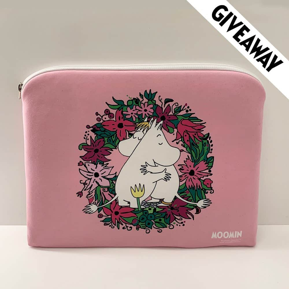 ムーミンさんのインスタグラム写真 - (ムーミンInstagram)「GIVEAWAY - win a delightful Moomin accessory/tablet pouch by Aurora Decorari! Vote for your favourite ‘Moomin Love’💗 or ‘Moominpappa’🖤 and tell us what you’d use it for to be in the draw to win it!😍 GOOD LUCK!❤️ ••• The winners will be picked on Tuesday May 21st. ••• Moom.in/terms-moomin #moominofficial #moomin #kilpailu #giveaway #competition #moomincompetition @auroradecorari」5月15日 21時42分 - moominofficial