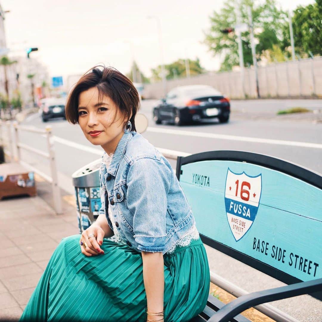 真崎ゆかのインスタグラム：「お散歩がとっても気持ちいい季節🚶‍♀️ 最近よく歩きます。笑 ・ #お散歩 #ぶらり旅 #福生 #歩くの大好き #風を感じたいの」