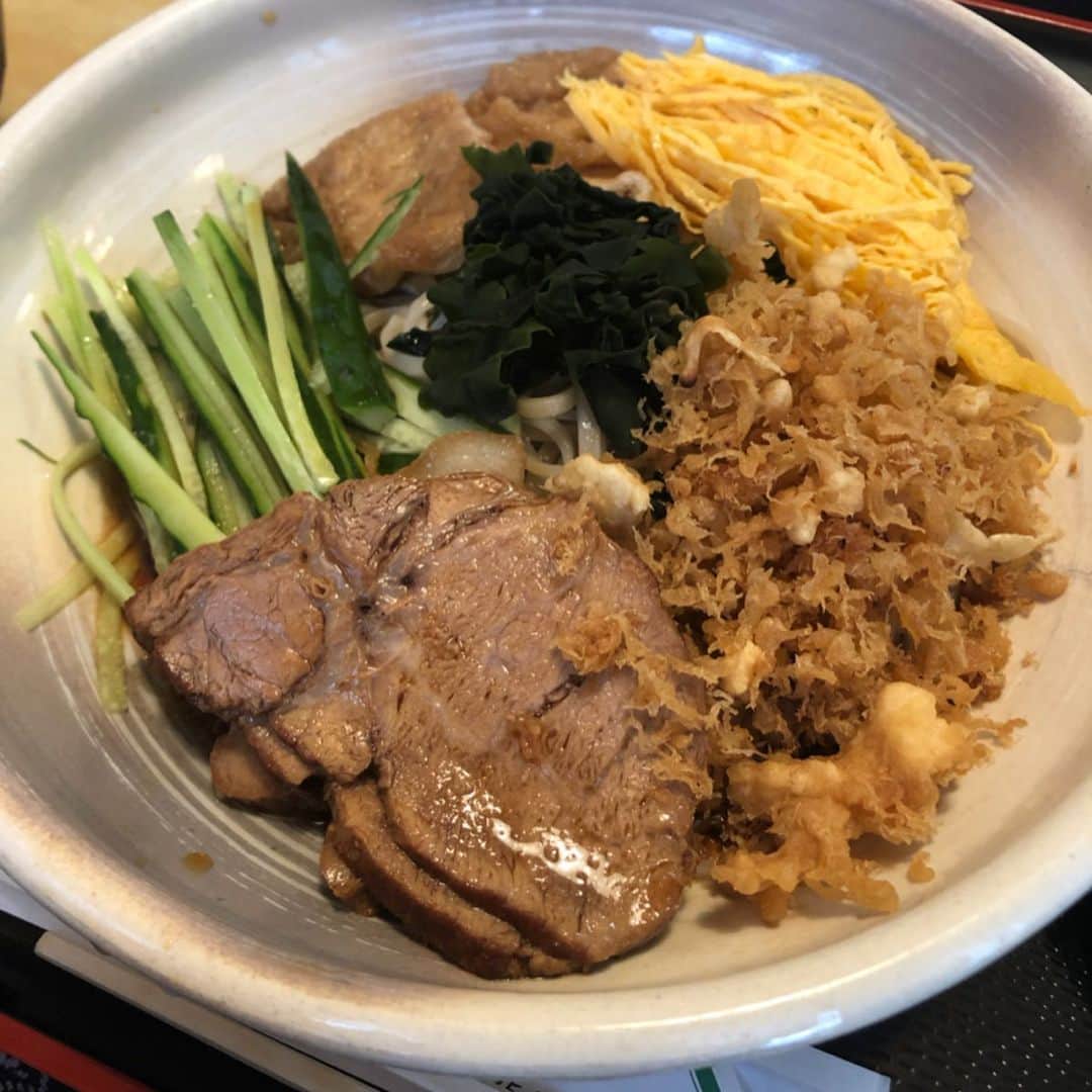 B JIRUSHI YOSHIDAのインスタグラム