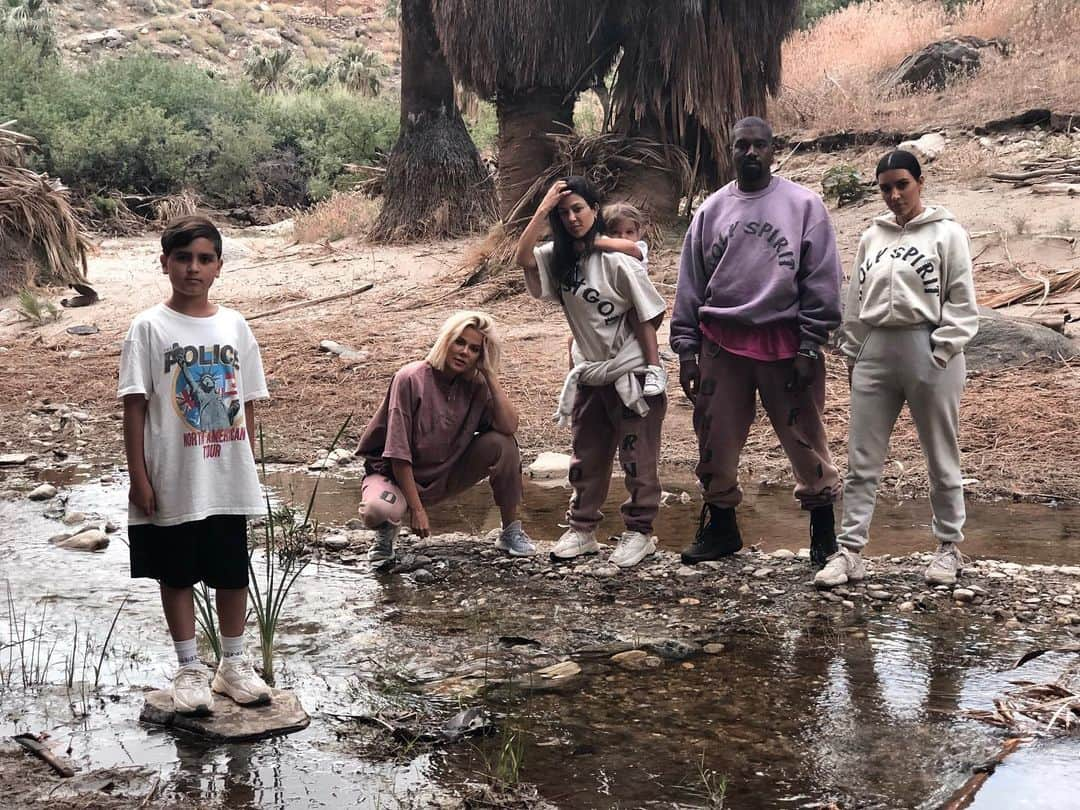 キム・カーダシアンさんのインスタグラム写真 - (キム・カーダシアンInstagram)「Palm Springs Squad」5月15日 14時13分 - kimkardashian