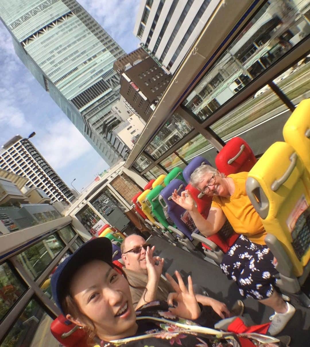 のインスタグラム：「#Sightseeing in #Osaka with #OsakaWonderLoopBus! Come join us and see the city from the streets! https://wonderloop.jp  #Japan #Kansai #hoponhopoff #opentopbus #loopbus #osakacastle #umeda #shinsaibashi #dotonbori #namba #abeno #shitennoji #nippombashi #sakaisujihonmachi #osakastation」