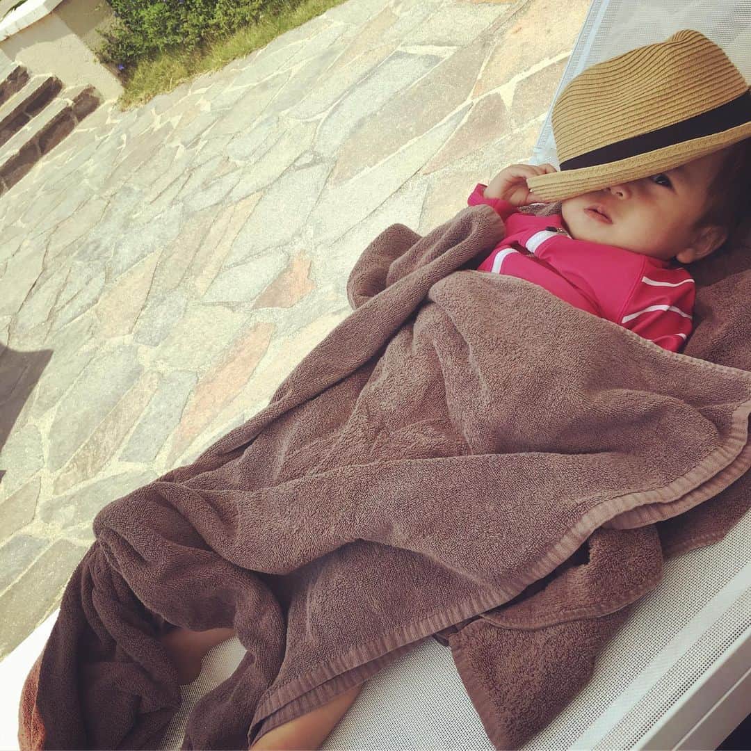 相馬絵美さんのインスタグラム写真 - (相馬絵美Instagram)「沖縄編はこのくらいに。 そして帰ってきて翌日から通常運転。 昨日今日と撮影してます。 明日も撮影。 頑張ります！ #ただいまTOKYO」5月15日 15時24分 - somaemi