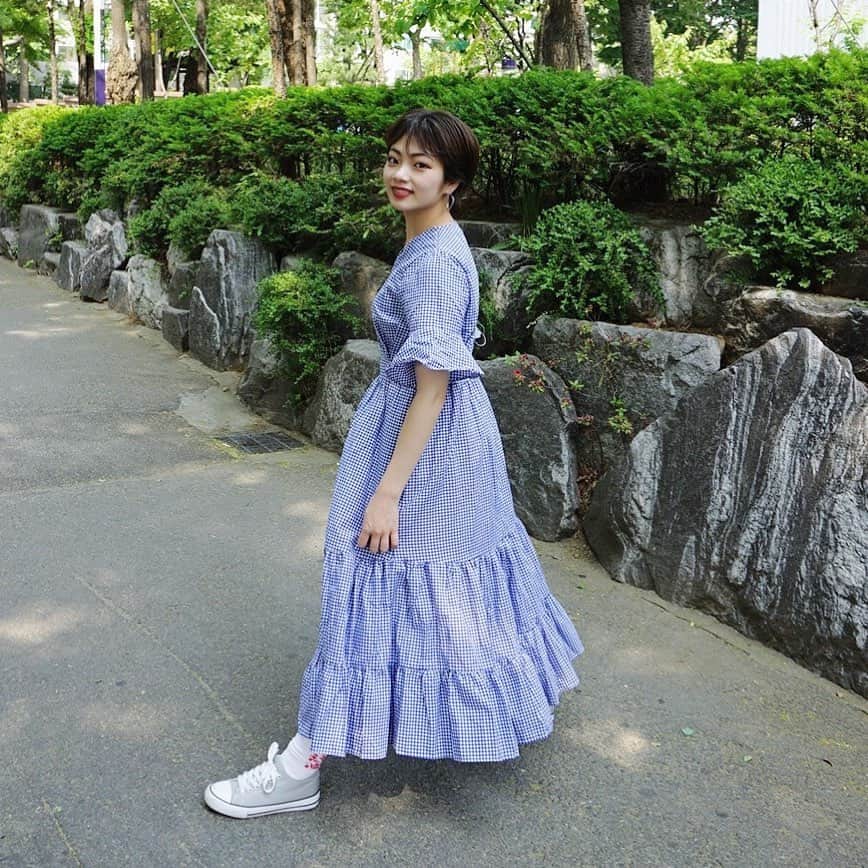 のインスタグラム：「もう梅雨来ないでこのまま夏になればいいのに」