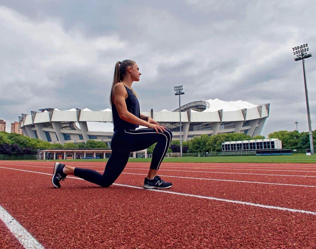 リサンネ・デ・ウィッテさんのインスタグラム写真 - (リサンネ・デ・ウィッテInstagram)「I’m in CHINA 🇨🇳 After Japan, I continued my Asia trip to Shanghai for the Diamond League on Saturday. Super excited to race in this lovely stadium on the background 🥳 #TeamNB」5月15日 16時01分 - lisannedewitte