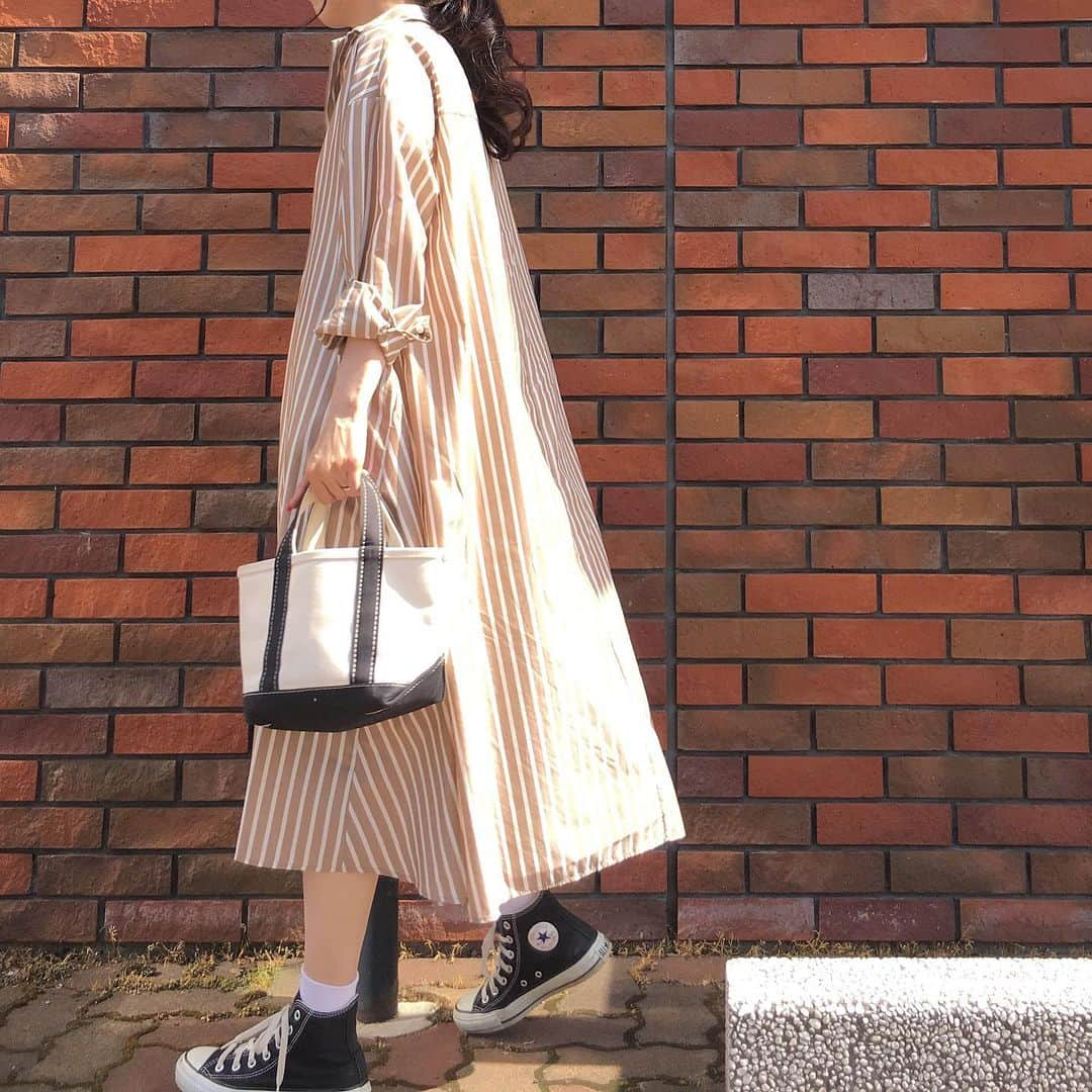 aya*さんのインスタグラム写真 - (aya*Instagram)「✦︎2019.5.15✦︎ ・ 次はポンプ合わせてみようっと👟♩︎ ・ ・ #coordinate #コーディネート #シンプルコーデ #プチプラコーデ #ママコーデ #着回しコーデ #シンプル #プチプラ #ママ #着回し #韓国ファッション #ワンピース #シャツワンピ #ストライプワンピース #ストライプ #greenparks #converse #コンバース #llbean #ロカリ #kurashiru #ponte_fashion #ootd_kob #kiwamezyoshi」5月15日 16時30分 - aya7655