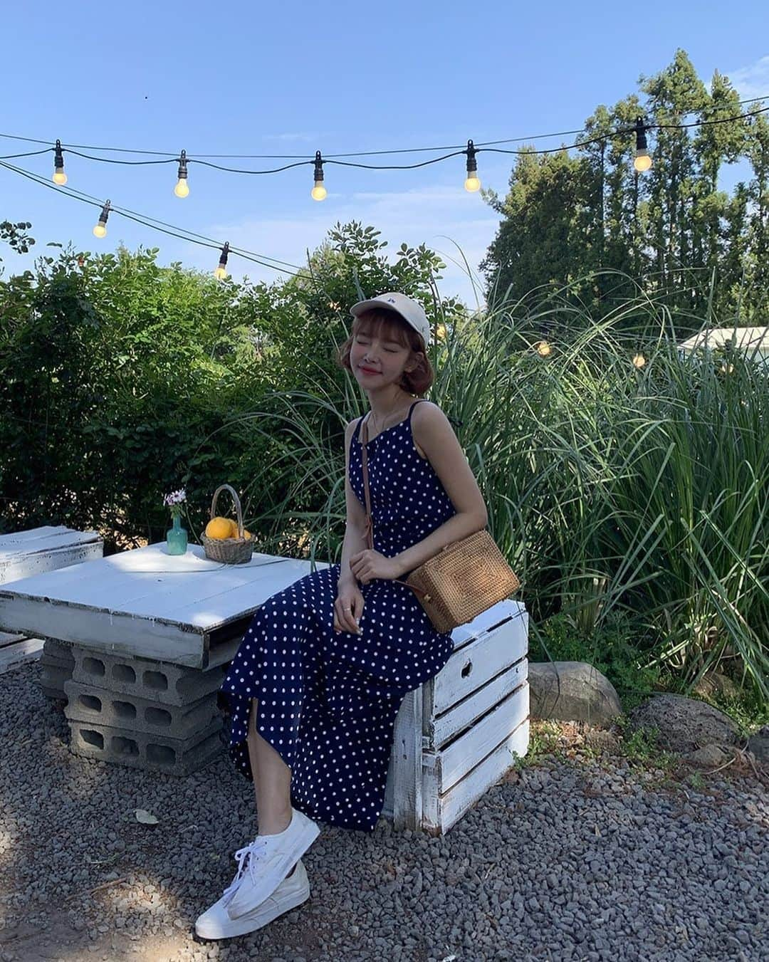 Official STYLENANDAさんのインスタグラム写真 - (Official STYLENANDAInstagram)「LOVELY DOT DRESS❤️ #stylenanda #summer」5月15日 17時54分 - houseof3ce