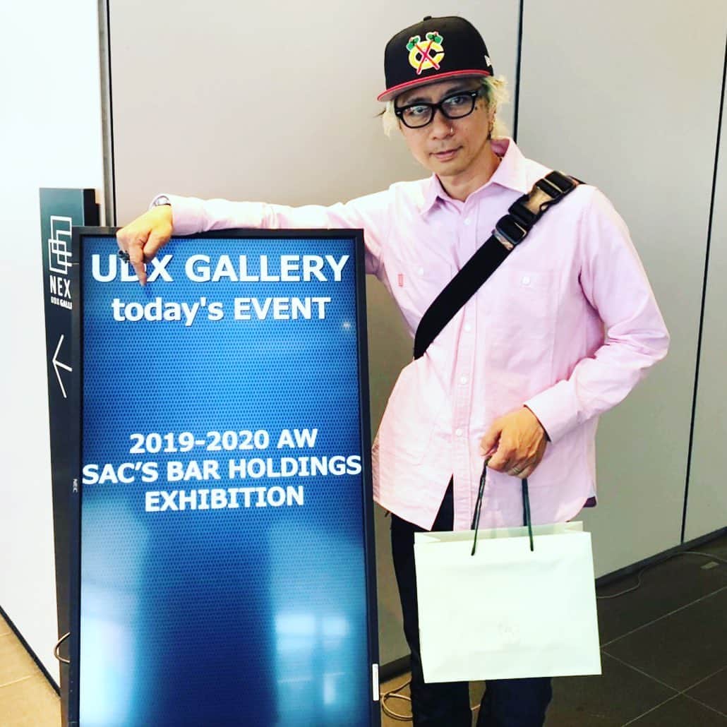 Ju-kenのインスタグラム：「ちょっとした縁で、なかなか顔を出せないアイテムの展示会にお邪魔してきました♫  異業種でも、元は音楽関係って方、多いんですねぇ、、、 なるほど、それで音楽に寄り添ったアイテムも出来るわけだっ！(^^) #ficcebrave #plug」