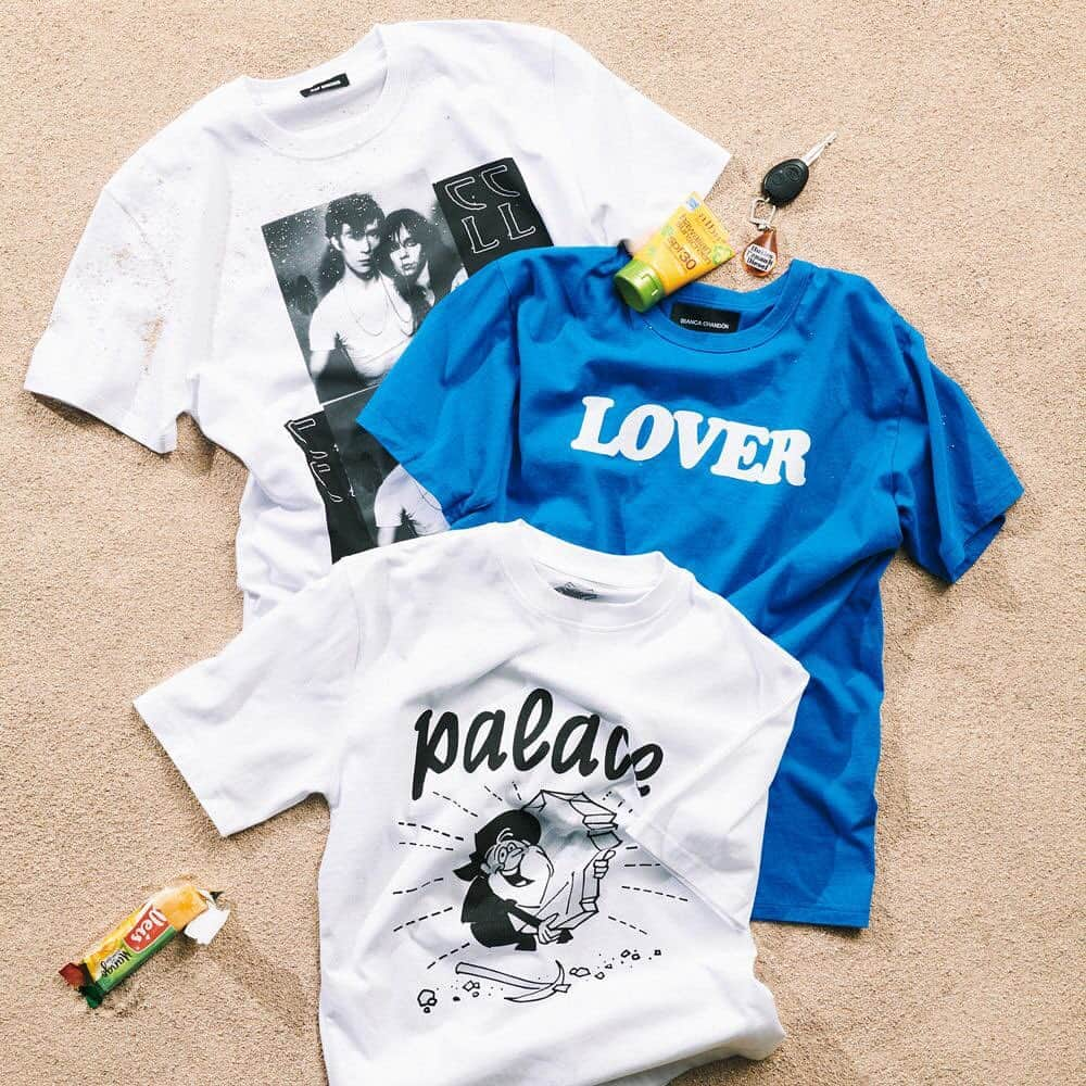 ginza magazineさんのインスタグラム写真 - (ginza magazineInstagram)「初夏の定番図鑑🍉⠀⠀ T-Shirt⠀⠀ ユースカルチャーやストリートの匂いを帯びたプリントTが気分。⠀ ⠀⠀ ⠀ #ginzamagazine #summeritems #rafsimons #biancachandon #palaceskateboards #tshirt  #Tシャツ #ラフシモンズ #ビアンカシャンドン #パレス」5月15日 18時21分 - ginzamagazine