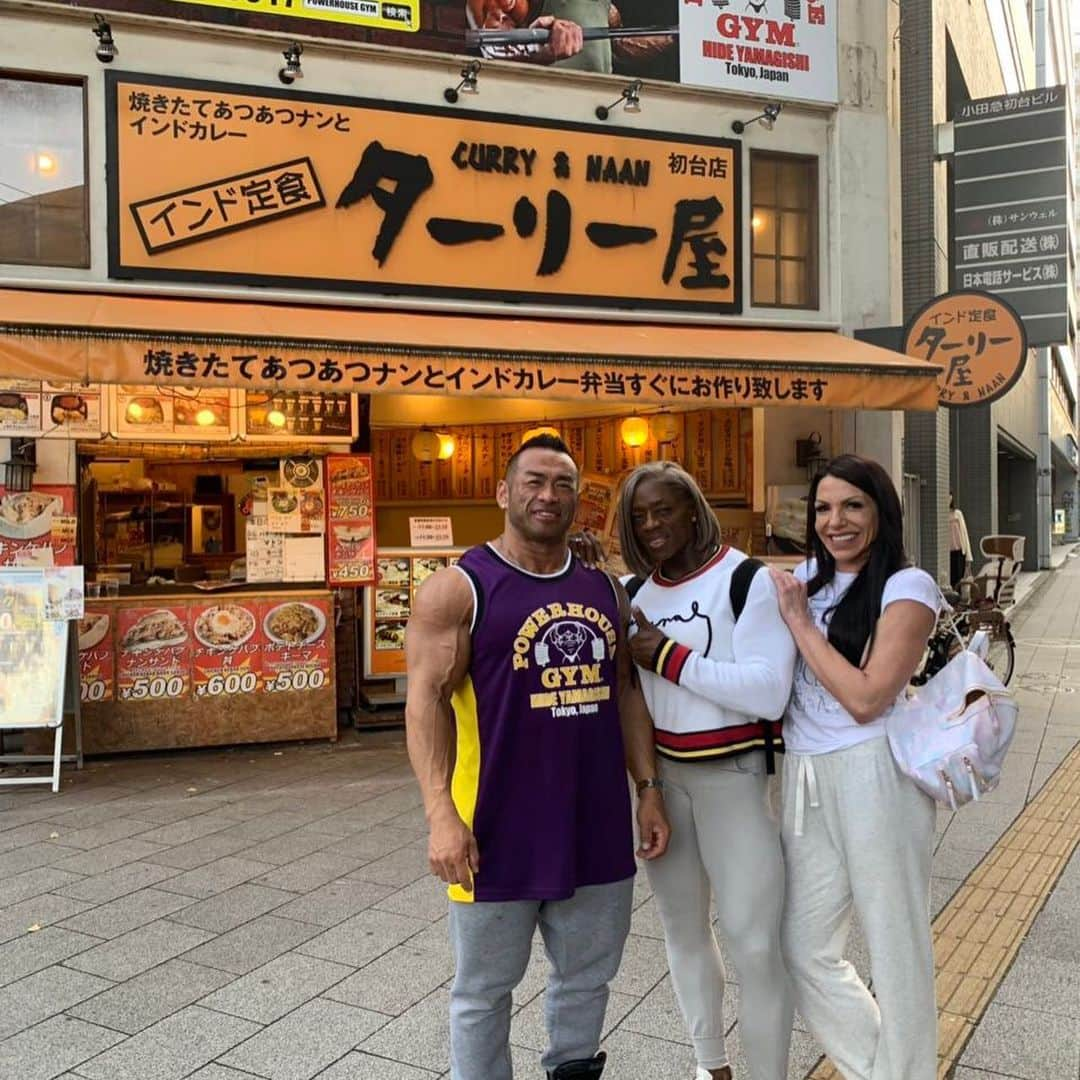 Hidetada Yamagishiさんのインスタグラム写真 - (Hidetada YamagishiInstagram)「Just arrived in Tokyo for Hidetada Yamagishi Iris Kyle Japan Classic this coming Saturday! 東京に来たらもちろん @powerhousegym_tokyojapan へ！ @iriskyle @jessicarabbitlovesfitness @sakabemotoyuki @powerhousegym_tokyojapan」5月15日 18時24分 - hideyamagishi