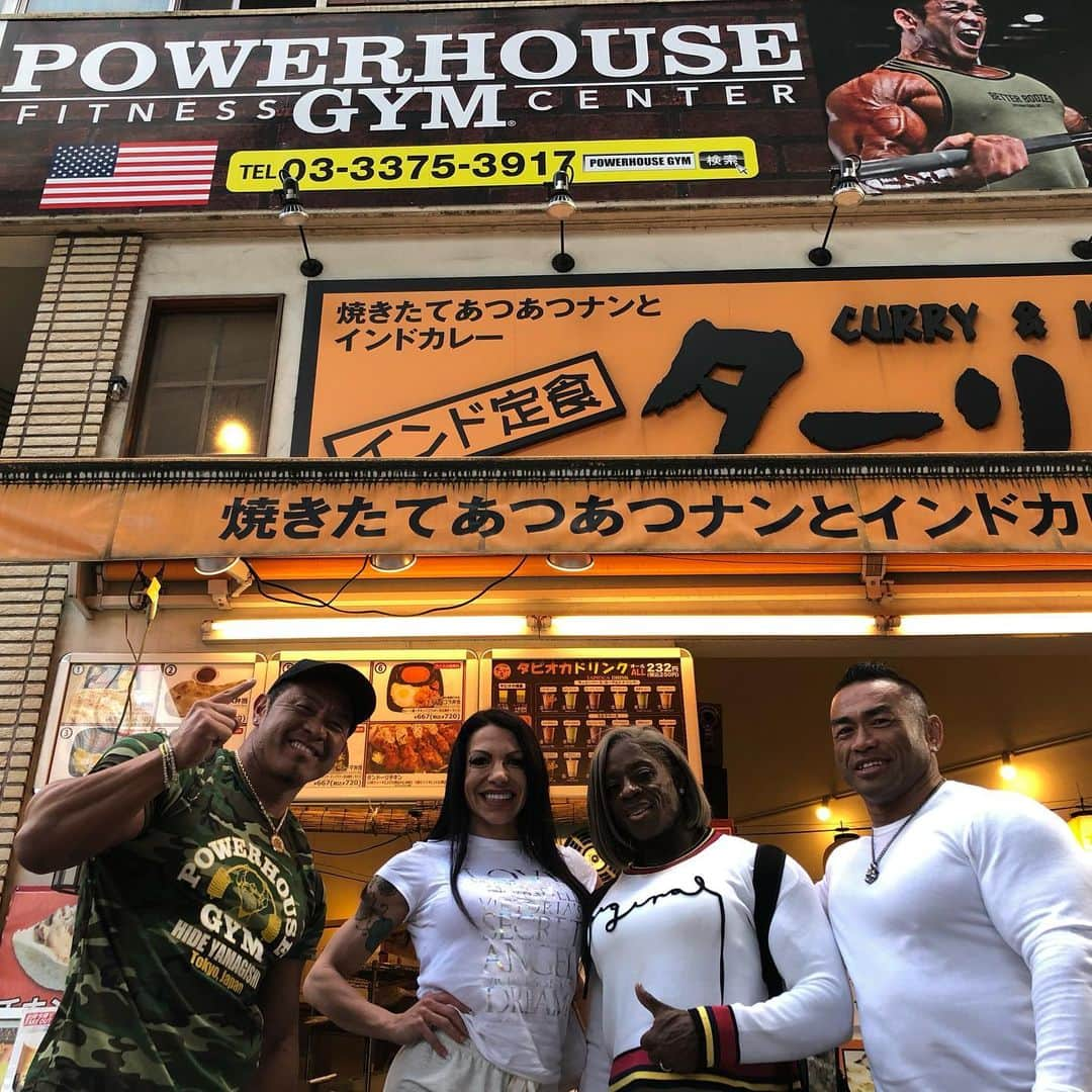 Hidetada Yamagishiさんのインスタグラム写真 - (Hidetada YamagishiInstagram)「Just arrived in Tokyo for Hidetada Yamagishi Iris Kyle Japan Classic this coming Saturday! 東京に来たらもちろん @powerhousegym_tokyojapan へ！ @iriskyle @jessicarabbitlovesfitness @sakabemotoyuki @powerhousegym_tokyojapan」5月15日 18時24分 - hideyamagishi