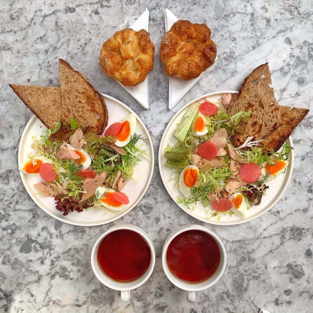 Symmetry Breakfastのインスタグラム：「Wednesday: Smoked trout salad with eggs this morning at @dominiqueansellondon with my friend @felicityspector, hot smoked trout with honey mustard, watermelon and EASTER EGG RADISH (such a thing exists!), dill and soft boiled eggs, a classic DKA (Kouign amann) and a cuppa teaaaa - - - - - - - - - - - - - - - - - - - - - - - - I’m off to the V&A again (it’s like they’ve got me back working there for the week) to chat to some press about the exhibition, Food Bigger Than the Plate @vamuseum who’s already got tickets to see it?! 🎟🎟🎟 #symmetrybreakfast」