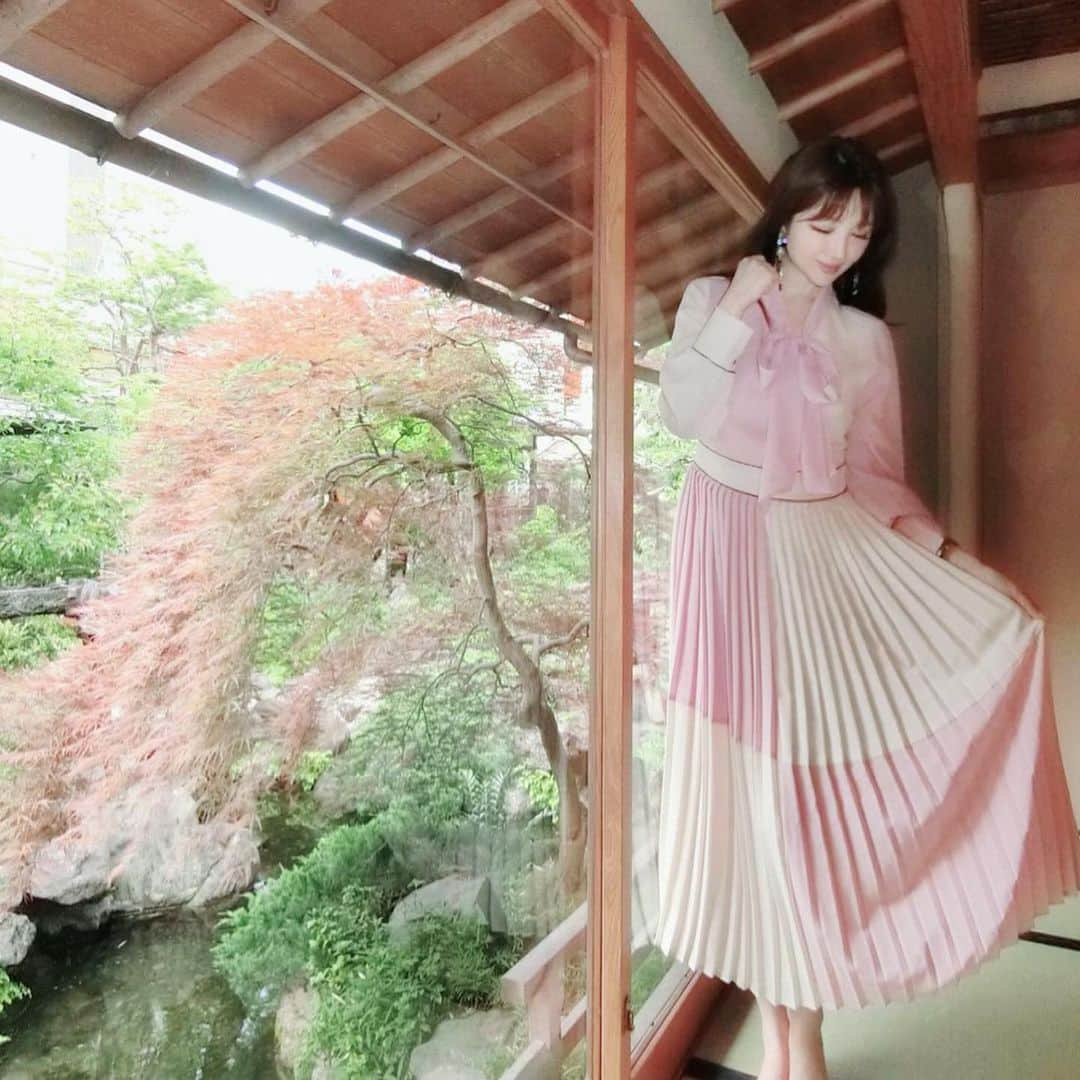 森下悠里さんのインスタグラム写真 - (森下悠里Instagram)「可愛い可愛い @reginamalika_official  ピンクのリボンワンピ🎀 - 大好きなお友達のバースデーお祝い 豆腐屋うかいへ - #ootd #fashion #fashionista #dress #pink #occasion」5月15日 18時58分 - yuurimorishita