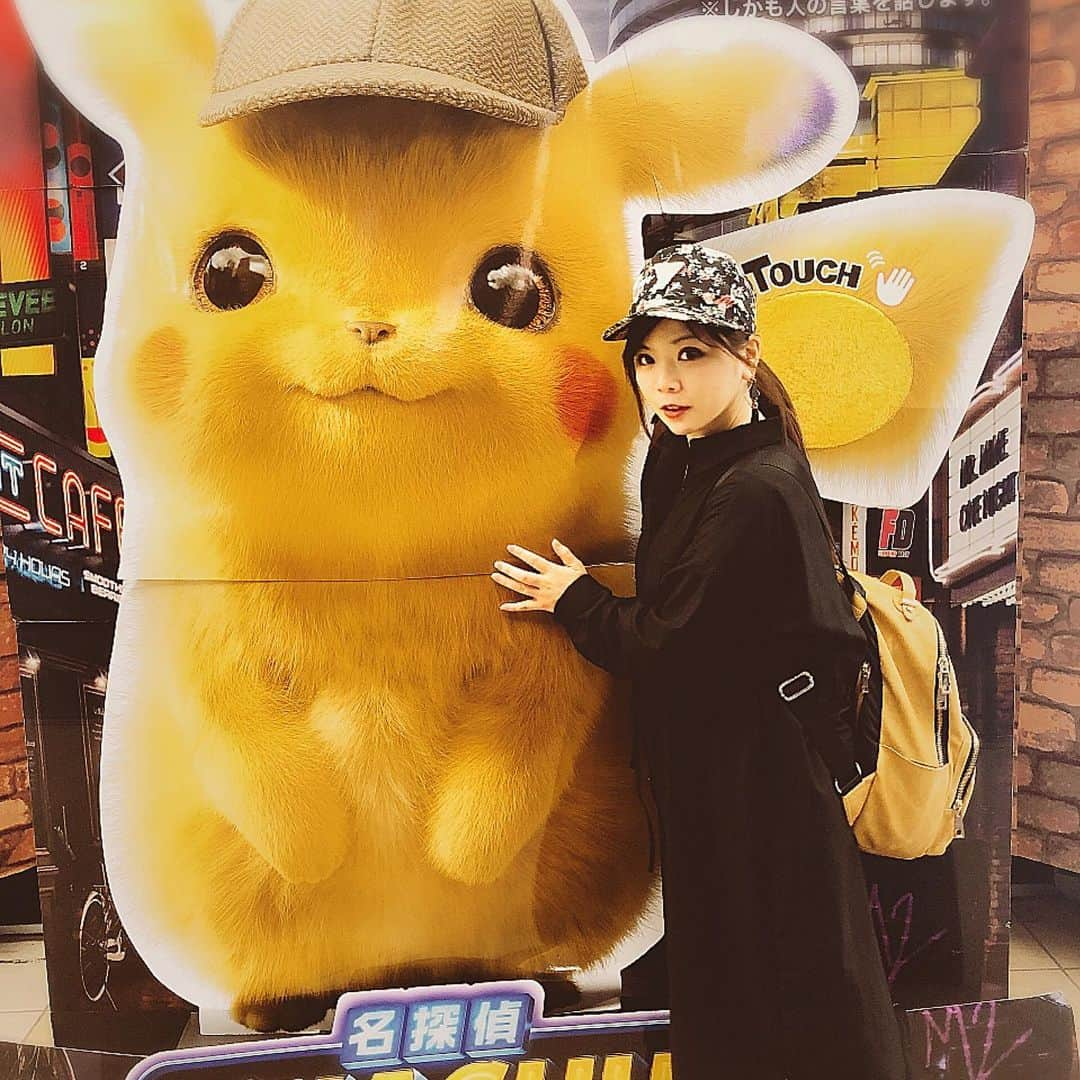 兼田玲菜さんのインスタグラム写真 - (兼田玲菜Instagram)「ポケモン世代なんです。。。 ルビーサファイアまではやってた。笑  #pokemon #pikachu #nintendo #game #movie #DetectivePikachu #pikapika #名探偵ピカチュウ」5月15日 19時12分 - renakaneta4_samurai