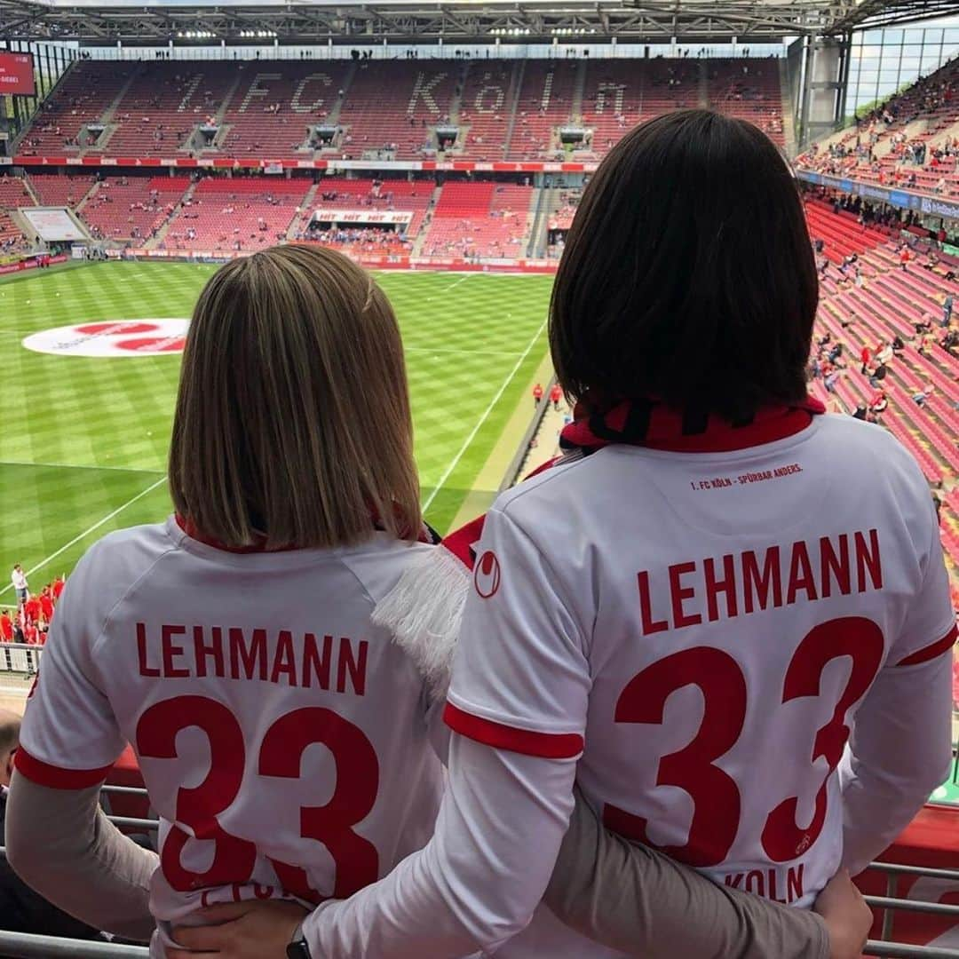 1.FCケルンさんのインスタグラム写真 - (1.FCケルンInstagram)「#Fan-Fotos 📸 Vielen Dank für eure Unterstützung, #effzeh-Fans. ❤️⚪️ #Köln #Kölle #Aufstieg」5月15日 19時27分 - fckoeln