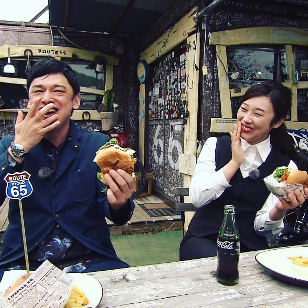 宮田麺児のインスタグラム：「加古川でアメリカを楽しんだ！  #ミント#mbs#トップガン#ハンバーガー#ルート65#バイカー#瓶コーラ#宮田麺児」