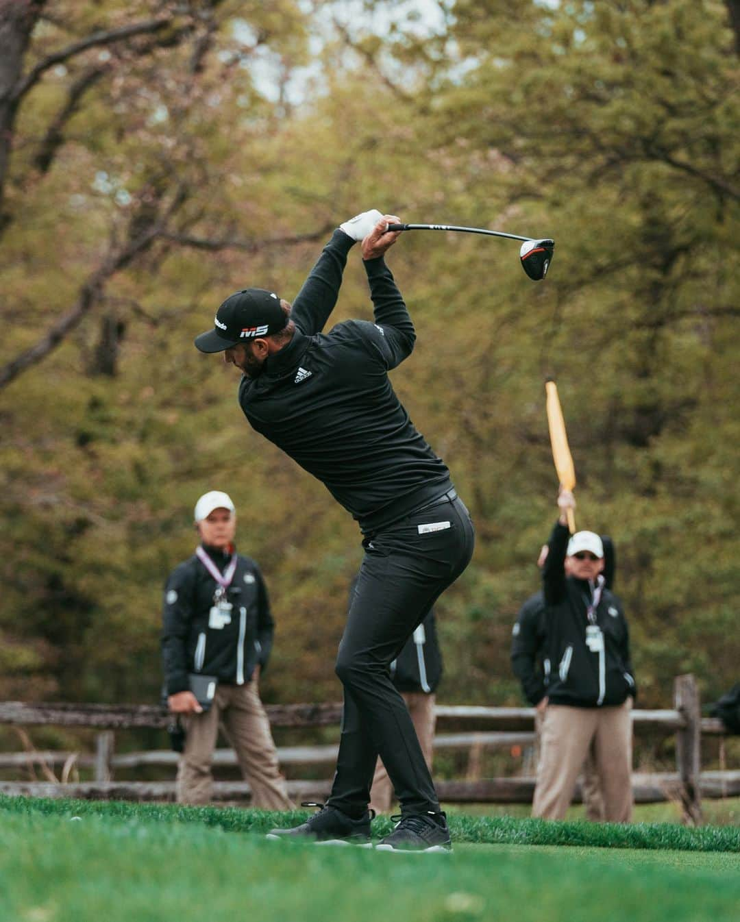 テーラーメイド ゴルフさんのインスタグラム写真 - (テーラーメイド ゴルフInstagram)「Behind the scenes look at @djohnsonpga’s Tuesday practice round at the #PGAChamp. #TeamTaylorMade」5月15日 20時12分 - taylormadegolf